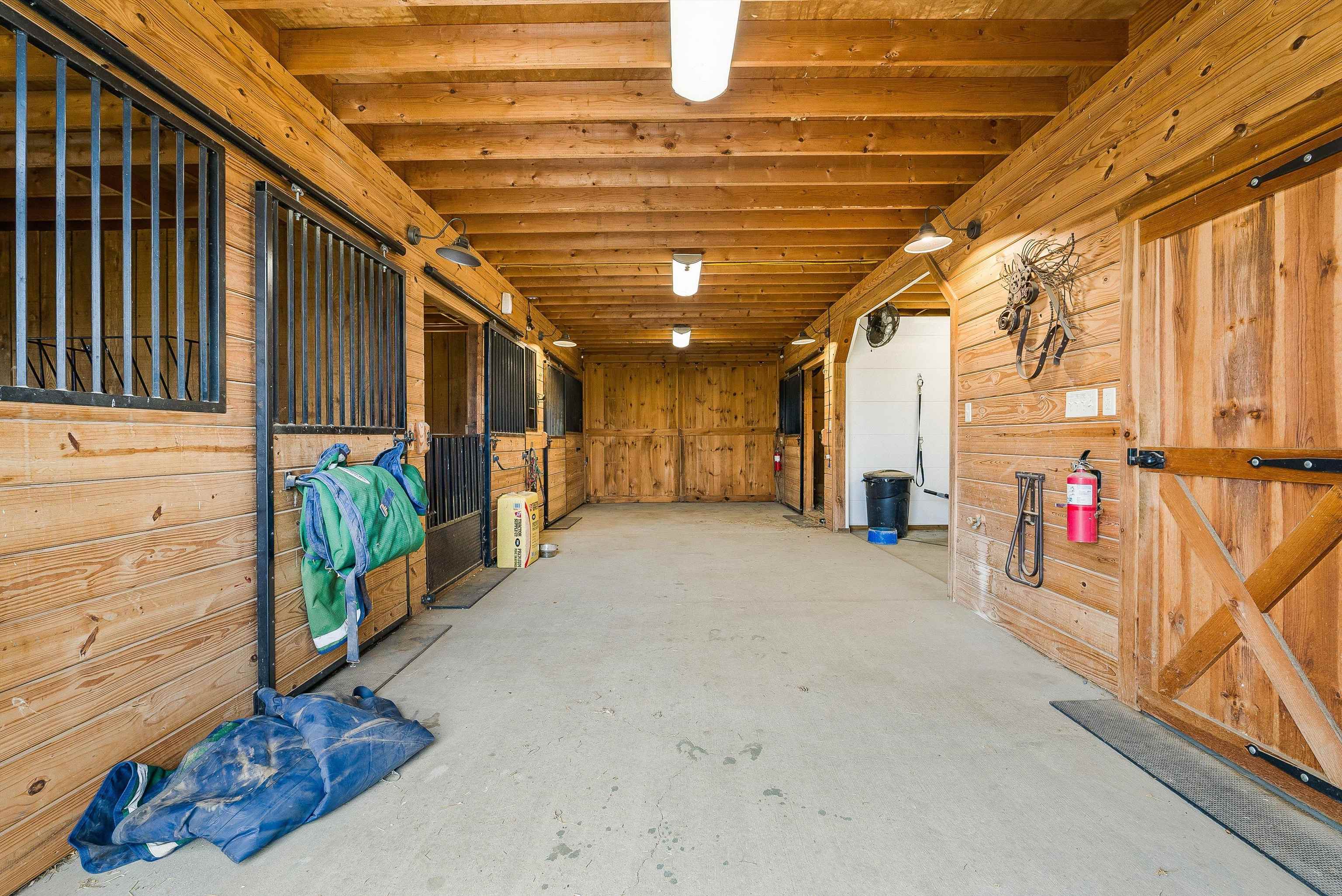 6527 STABLE VIEW LN, TIMBERVILLE, Virginia 22853, 3 Bedrooms Bedrooms, ,3 BathroomsBathrooms,Residential,6527 STABLE VIEW LN,671621 MLS # 671621