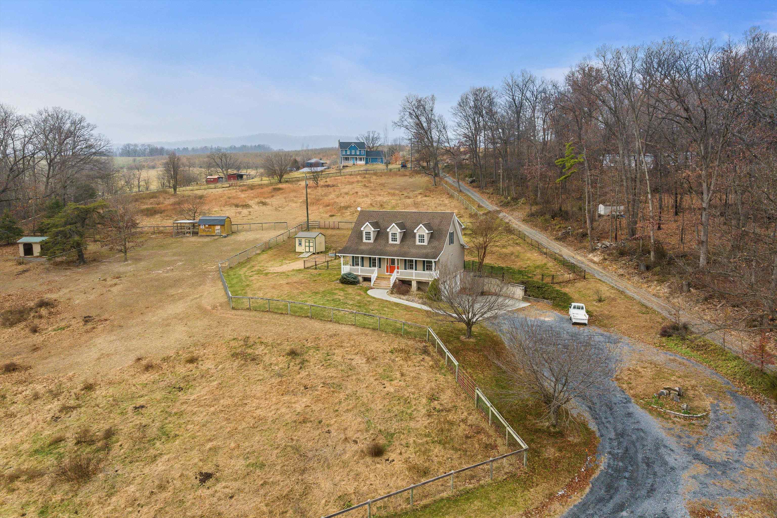6527 STABLE VIEW LN, TIMBERVILLE, Virginia 22853, 3 Bedrooms Bedrooms, ,3 BathroomsBathrooms,Residential,6527 STABLE VIEW LN,671621 MLS # 671621