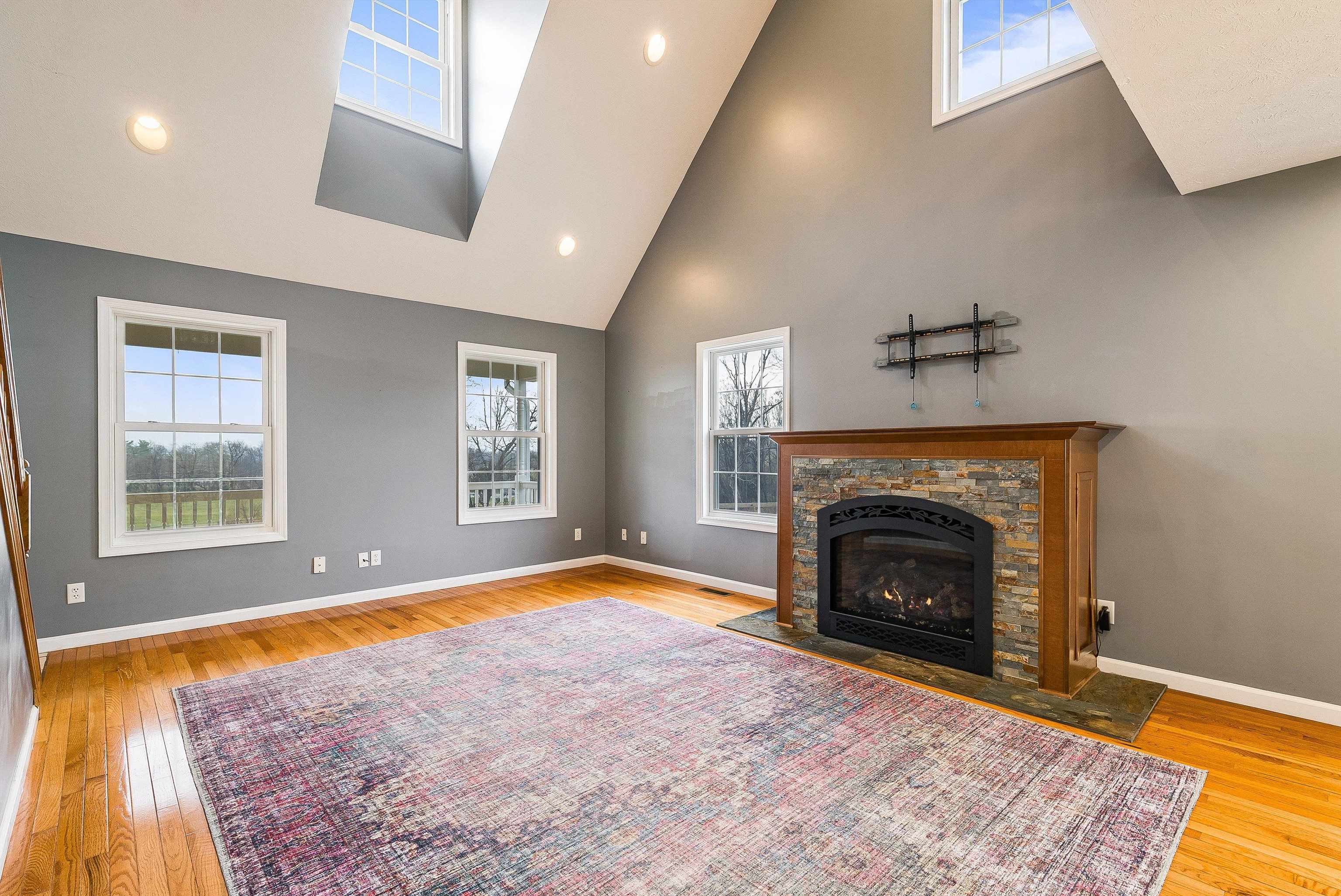 6527 STABLE VIEW LN, TIMBERVILLE, Virginia 22853, 3 Bedrooms Bedrooms, ,3 BathroomsBathrooms,Residential,6527 STABLE VIEW LN,671621 MLS # 671621