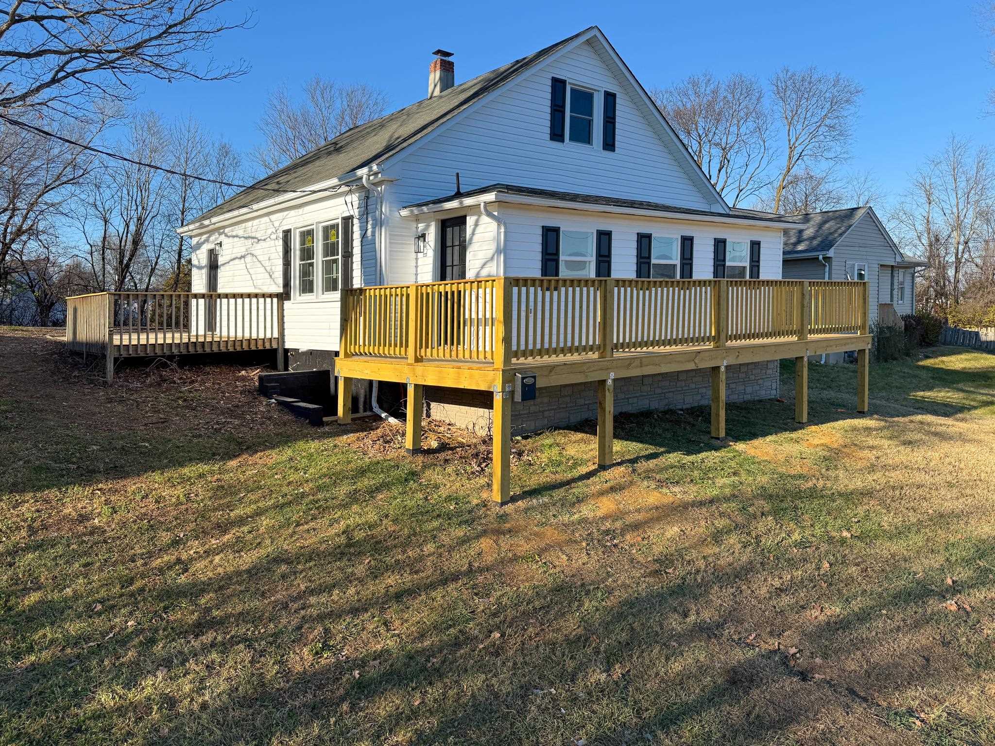 909 GRAYSON AVE, WAYNESBORO, Virginia 22980, 3 Bedrooms Bedrooms, ,2 BathroomsBathrooms,Residential,909 GRAYSON AVE,671622 MLS # 671622 909 GRAYSON AVE, WAYNESBORO, Virginia 22980, 3 Bedrooms Bedrooms, ,2 BathroomsBathrooms,Residential,909 GRAYSON AVE,671622 MLS # 671622