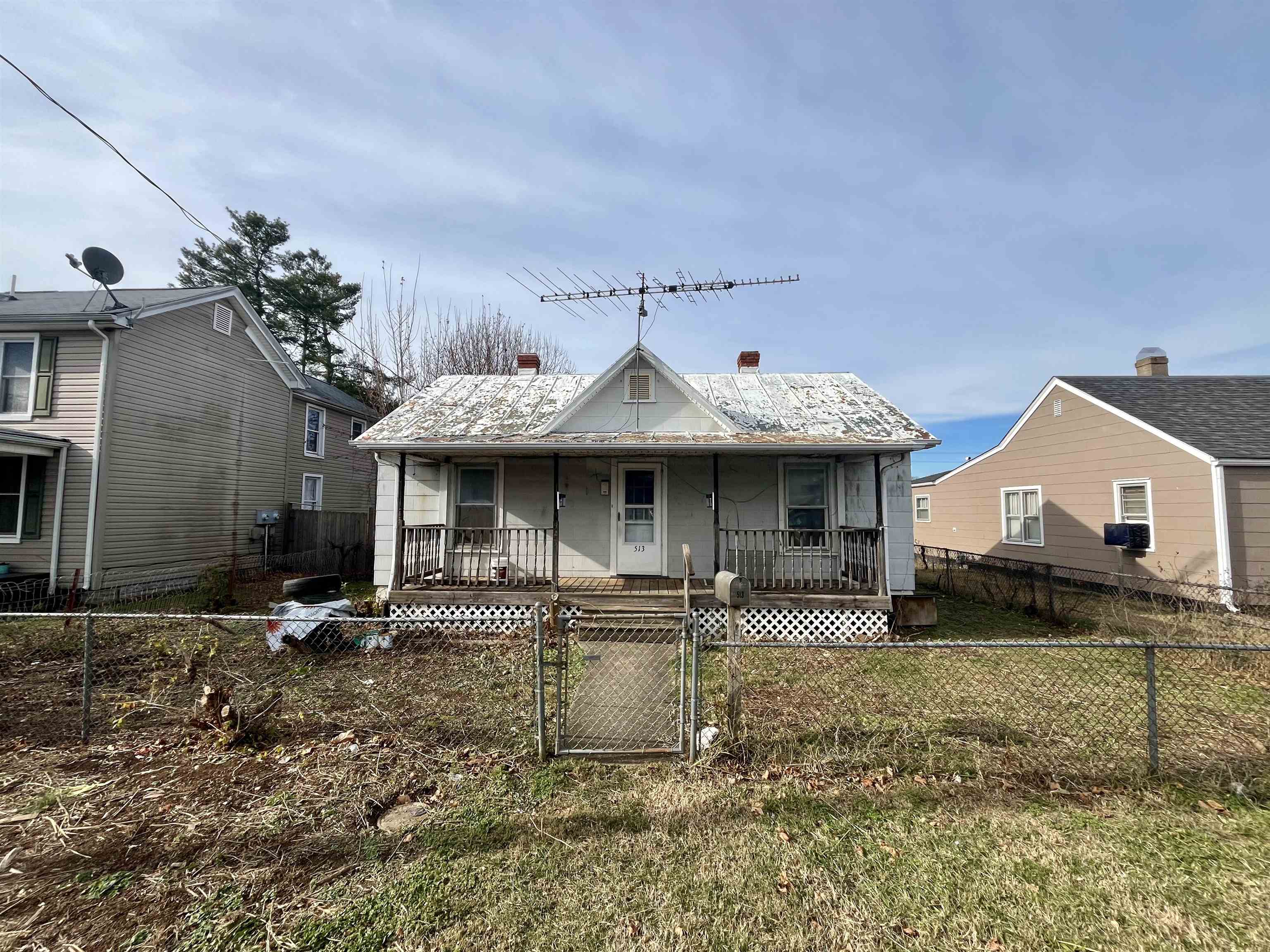 513 N BATH AVE, WAYNESBORO, Virginia 22980, 2 Bedrooms Bedrooms, ,1 BathroomBathrooms,Residential,513 N BATH AVE,671623 MLS # 671623 513 N BATH AVE, WAYNESBORO, Virginia 22980, 2 Bedrooms Bedrooms, ,1 BathroomBathrooms,Residential,513 N BATH AVE,671623 MLS # 671623