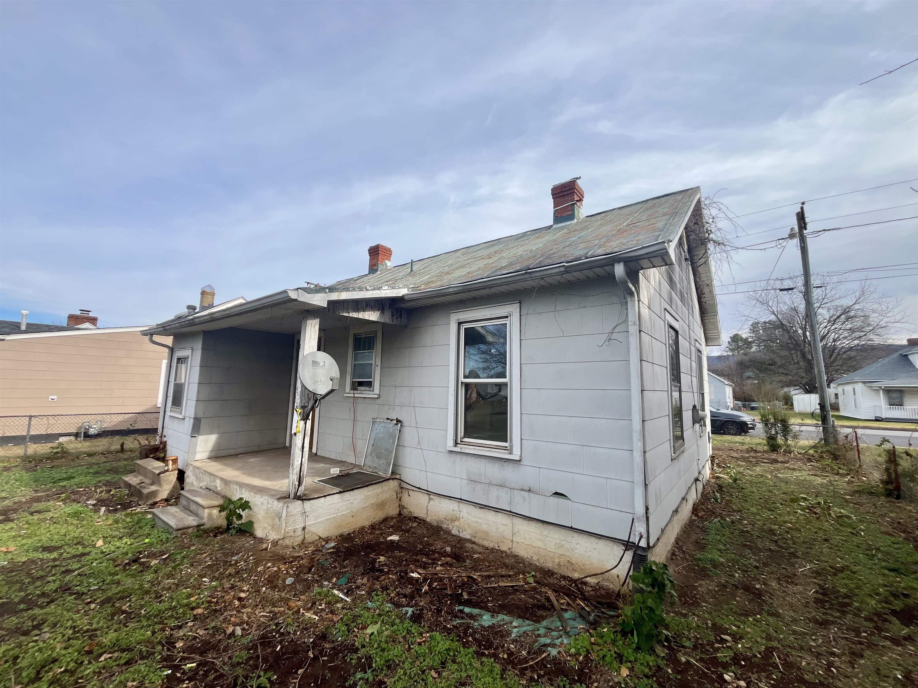 513 N BATH AVE, WAYNESBORO, Virginia 22980, 2 Bedrooms Bedrooms, ,1 BathroomBathrooms,Residential,513 N BATH AVE,671623 MLS # 671623 513 N BATH AVE, WAYNESBORO, Virginia 22980, 2 Bedrooms Bedrooms, ,1 BathroomBathrooms,Residential,513 N BATH AVE,671623 MLS # 671623