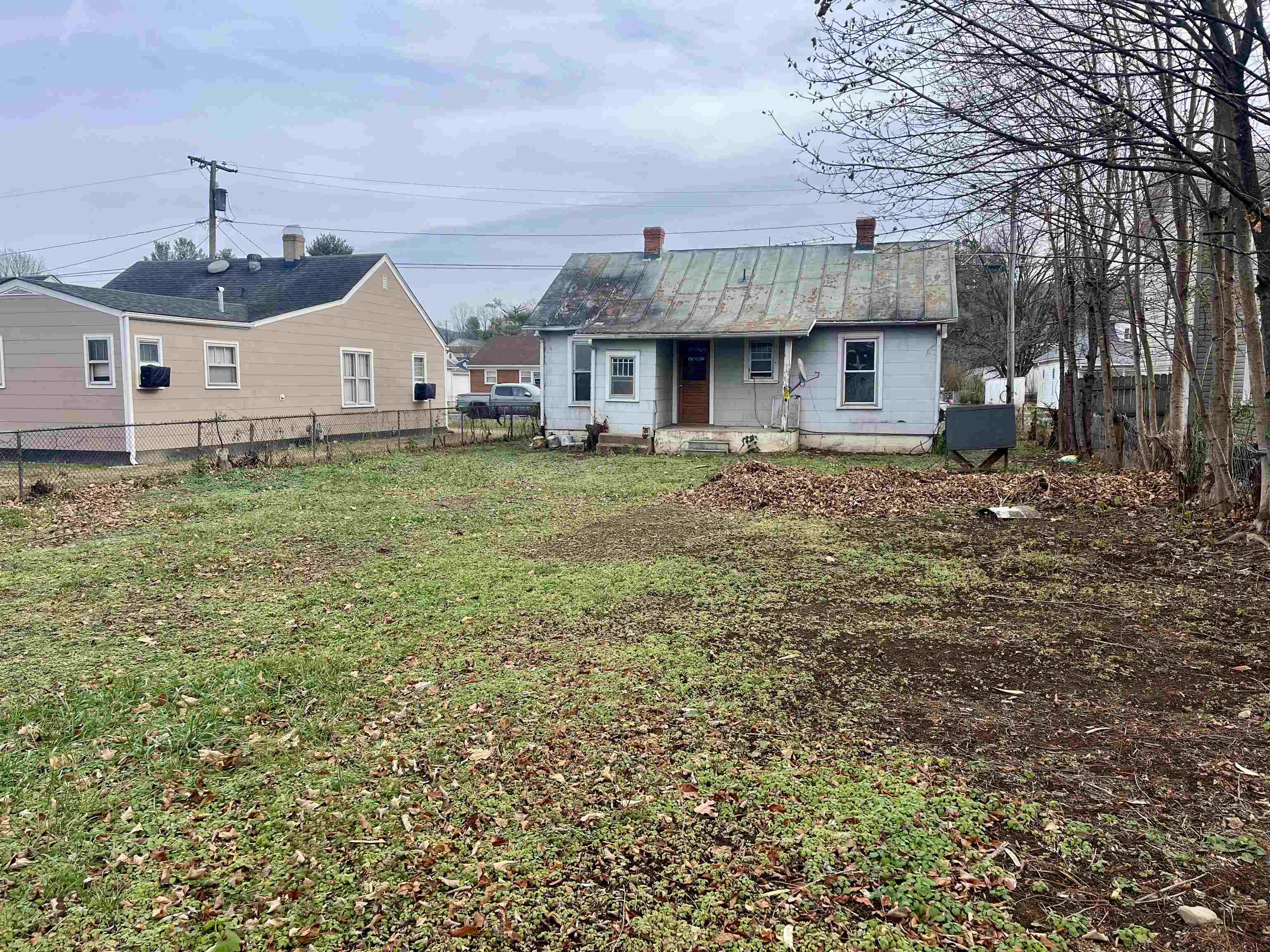 513 N BATH AVE, WAYNESBORO, Virginia 22980, 2 Bedrooms Bedrooms, ,1 BathroomBathrooms,Residential,513 N BATH AVE,671623 MLS # 671623 513 N BATH AVE, WAYNESBORO, Virginia 22980, 2 Bedrooms Bedrooms, ,1 BathroomBathrooms,Residential,513 N BATH AVE,671623 MLS # 671623