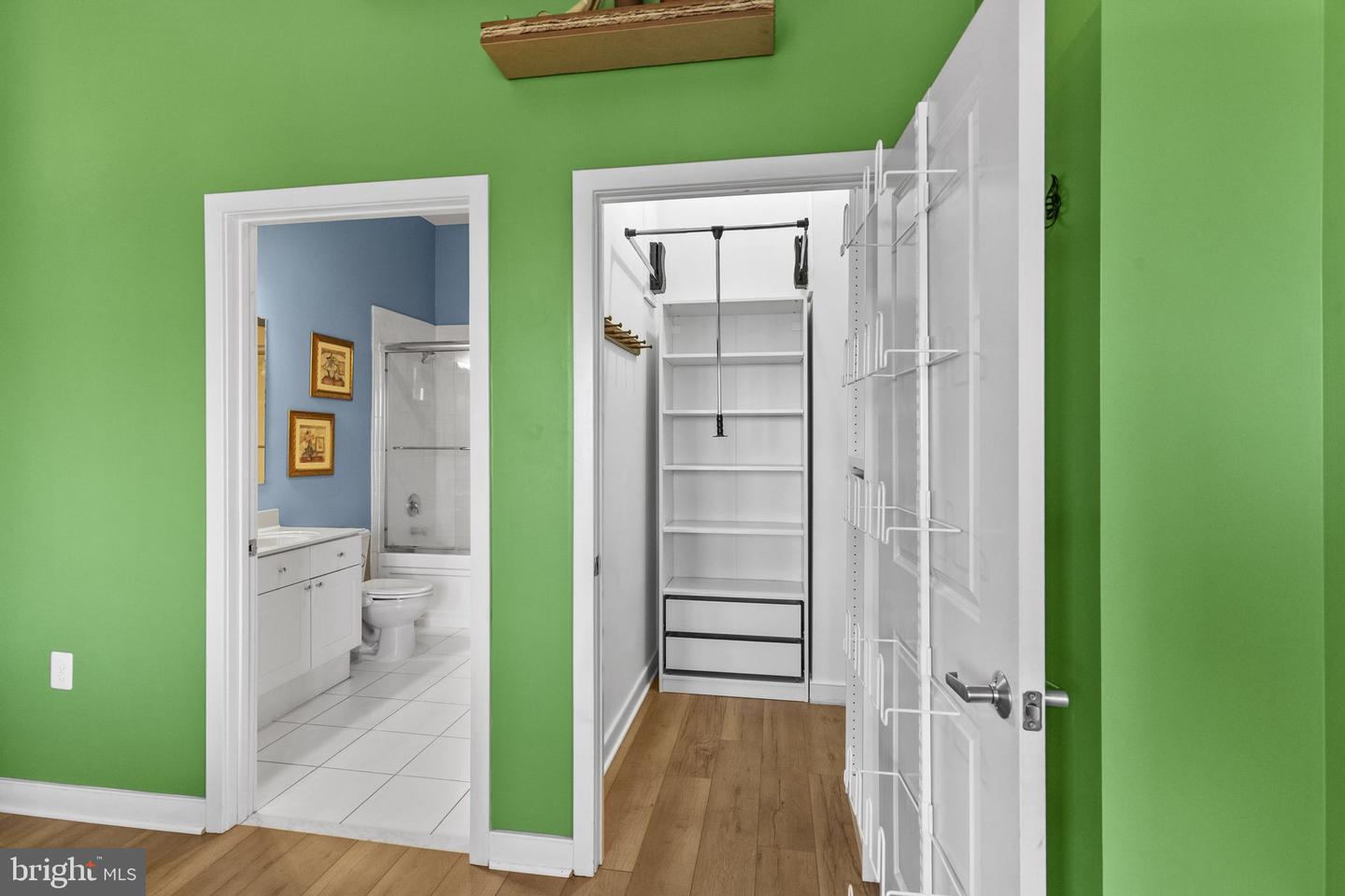 181 E REED AVE #411, ALEXANDRIA, Virginia 22305, 2 Bedrooms Bedrooms, ,2 BathroomsBathrooms,Residential,For sale,181 E REED AVE #411,VAAX2051532 MLS # VAAX2051532 181 E REED AVE #411, ALEXANDRIA, Virginia 22305, 2 Bedrooms Bedrooms, ,2 BathroomsBathrooms,Residential,For sale,181 E REED AVE #411,VAAX2051532 MLS # VAAX2051532