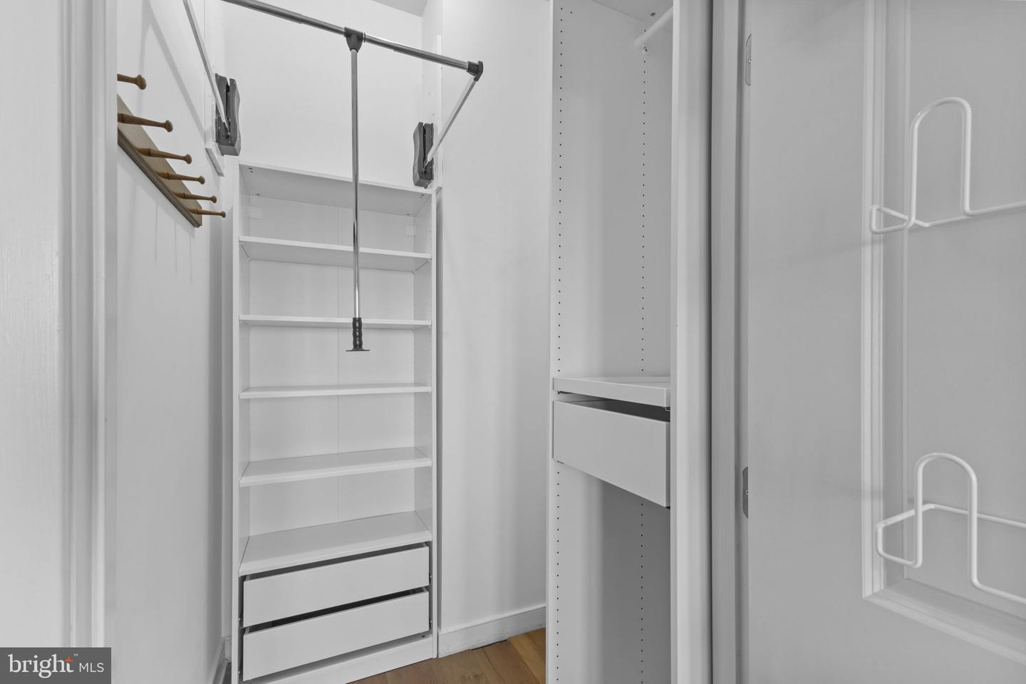 181 E REED AVE #411, ALEXANDRIA, Virginia 22305, 2 Bedrooms Bedrooms, ,2 BathroomsBathrooms,Residential,For sale,181 E REED AVE #411,VAAX2051532 MLS # VAAX2051532 181 E REED AVE #411, ALEXANDRIA, Virginia 22305, 2 Bedrooms Bedrooms, ,2 BathroomsBathrooms,Residential,For sale,181 E REED AVE #411,VAAX2051532 MLS # VAAX2051532