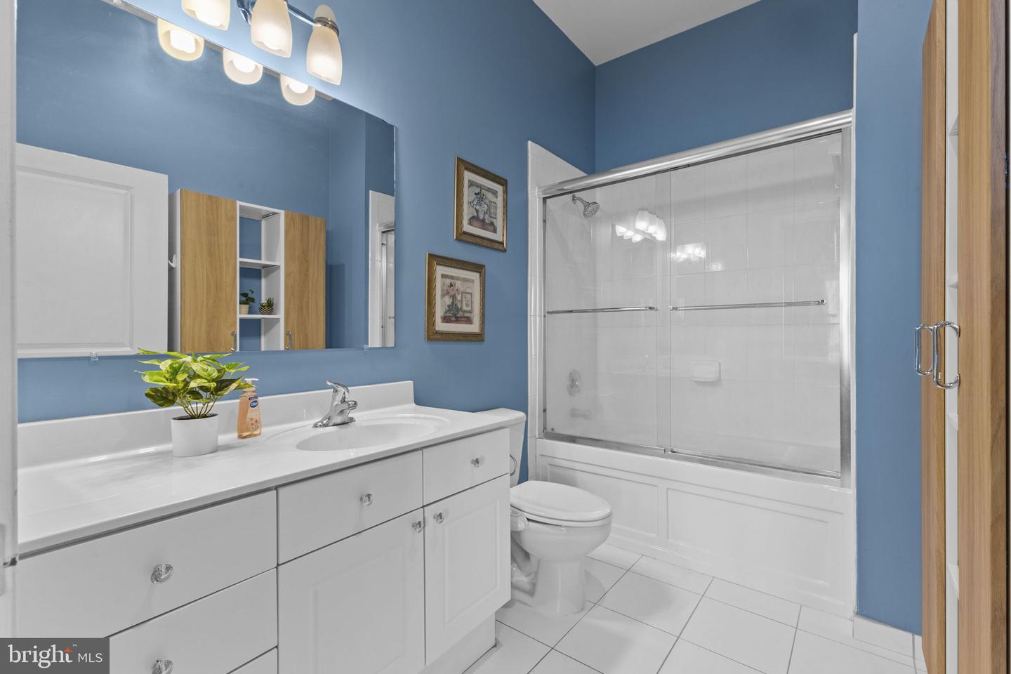 181 E REED AVE #411, ALEXANDRIA, Virginia 22305, 2 Bedrooms Bedrooms, ,2 BathroomsBathrooms,Residential,For sale,181 E REED AVE #411,VAAX2051532 MLS # VAAX2051532 181 E REED AVE #411, ALEXANDRIA, Virginia 22305, 2 Bedrooms Bedrooms, ,2 BathroomsBathrooms,Residential,For sale,181 E REED AVE #411,VAAX2051532 MLS # VAAX2051532