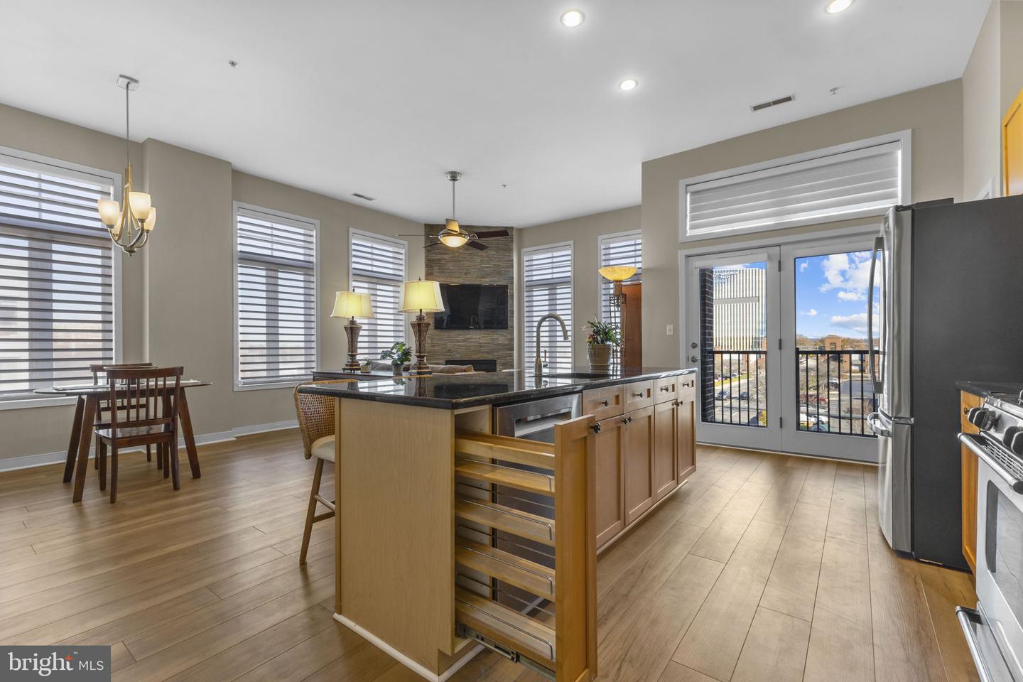 181 E REED AVE #411, ALEXANDRIA, Virginia 22305, 2 Bedrooms Bedrooms, ,2 BathroomsBathrooms,Residential,For sale,181 E REED AVE #411,VAAX2051532 MLS # VAAX2051532 181 E REED AVE #411, ALEXANDRIA, Virginia 22305, 2 Bedrooms Bedrooms, ,2 BathroomsBathrooms,Residential,For sale,181 E REED AVE #411,VAAX2051532 MLS # VAAX2051532