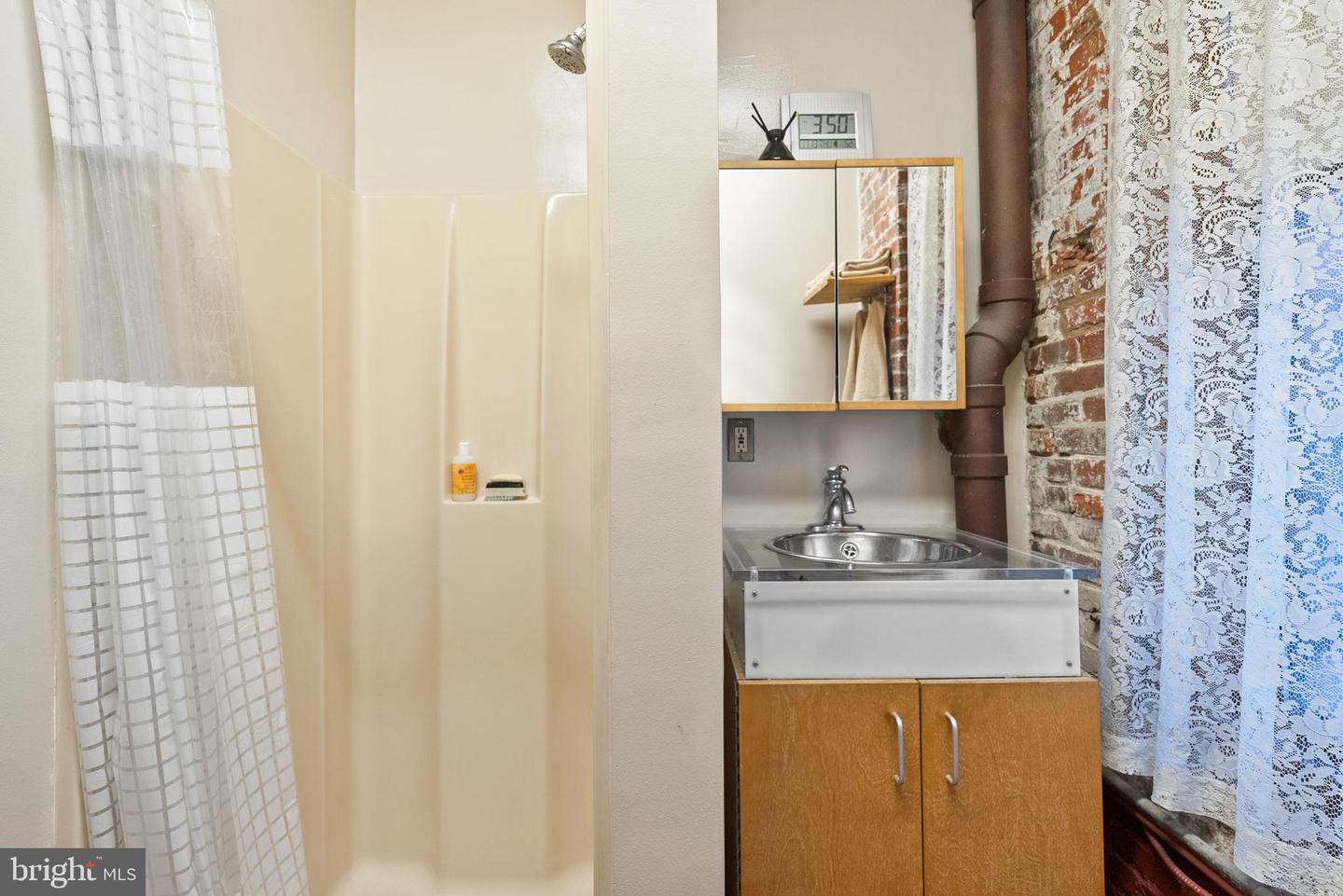 1315 NAYLOR CT NW, WASHINGTON, District Of Columbia 20001, 2 Bedrooms Bedrooms, ,2 BathroomsBathrooms,Residential,For sale,1315 NAYLOR CT NW,DCDC2230980 MLS # DCDC2230980 1315 NAYLOR CT NW, WASHINGTON, District Of Columbia 20001, 2 Bedrooms Bedrooms, ,2 BathroomsBathrooms,Residential,For sale,1315 NAYLOR CT NW,DCDC2230980 MLS # DCDC2230980