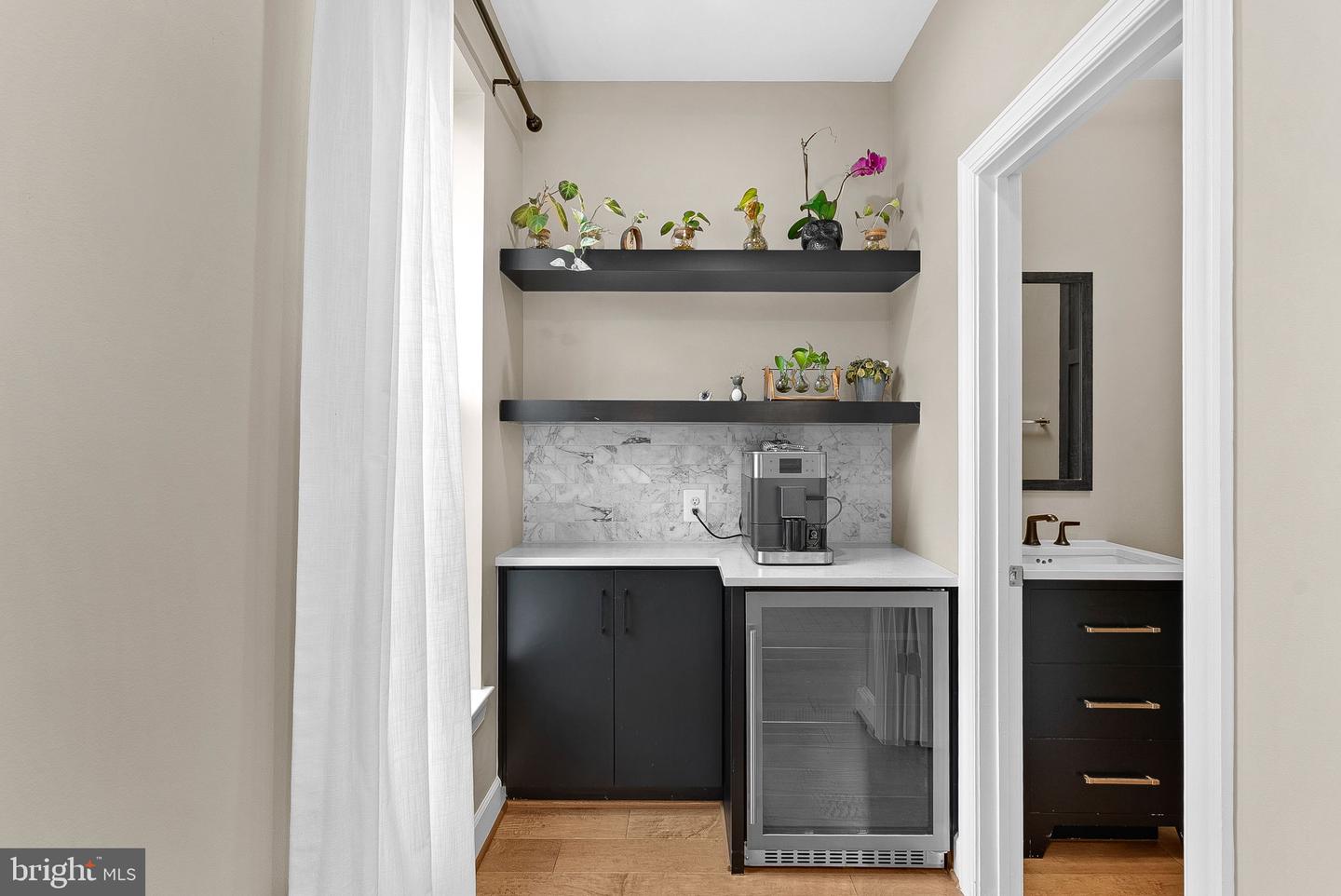 5159 RIDGEVIEW RETREAT DR, CHANTILLY, Virginia 20151, 3 Bedrooms Bedrooms, ,2 BathroomsBathrooms,Residential,For sale,5159 RIDGEVIEW RETREAT DR,VAFX2278494 MLS # VAFX2278494 5159 RIDGEVIEW RETREAT DR, CHANTILLY, Virginia 20151, 3 Bedrooms Bedrooms, ,2 BathroomsBathrooms,Residential,For sale,5159 RIDGEVIEW RETREAT DR,VAFX2278494 MLS # VAFX2278494