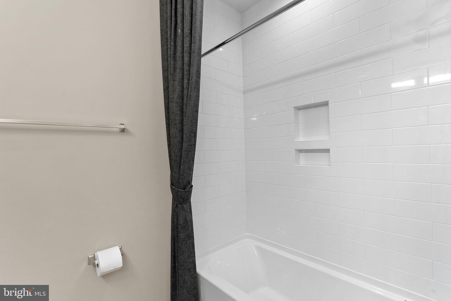 5159 RIDGEVIEW RETREAT DR, CHANTILLY, Virginia 20151, 3 Bedrooms Bedrooms, ,2 BathroomsBathrooms,Residential,For sale,5159 RIDGEVIEW RETREAT DR,VAFX2278494 MLS # VAFX2278494 5159 RIDGEVIEW RETREAT DR, CHANTILLY, Virginia 20151, 3 Bedrooms Bedrooms, ,2 BathroomsBathrooms,Residential,For sale,5159 RIDGEVIEW RETREAT DR,VAFX2278494 MLS # VAFX2278494