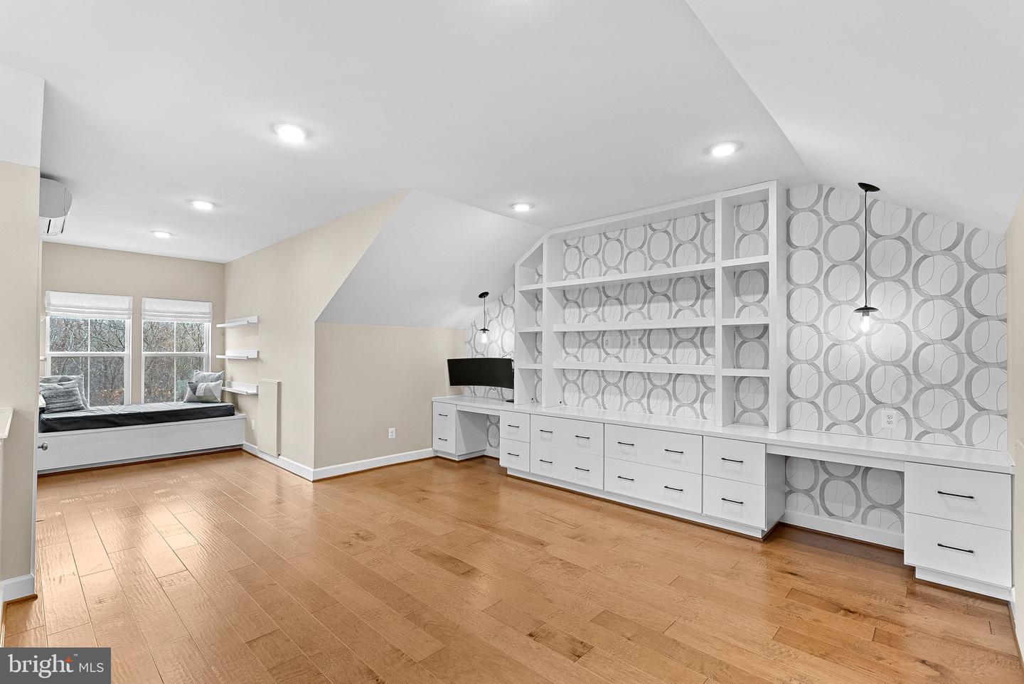 5159 RIDGEVIEW RETREAT DR, CHANTILLY, Virginia 20151, 3 Bedrooms Bedrooms, ,2 BathroomsBathrooms,Residential,For sale,5159 RIDGEVIEW RETREAT DR,VAFX2278494 MLS # VAFX2278494 5159 RIDGEVIEW RETREAT DR, CHANTILLY, Virginia 20151, 3 Bedrooms Bedrooms, ,2 BathroomsBathrooms,Residential,For sale,5159 RIDGEVIEW RETREAT DR,VAFX2278494 MLS # VAFX2278494