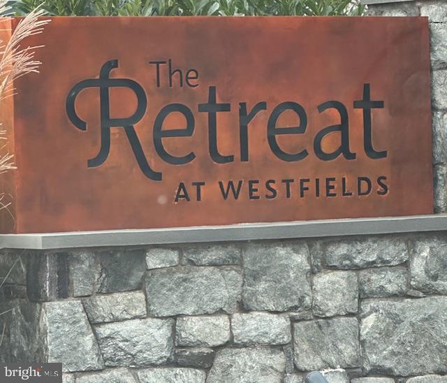 5159 RIDGEVIEW RETREAT DR, CHANTILLY, Virginia 20151, 3 Bedrooms Bedrooms, ,2 BathroomsBathrooms,Residential,For sale,5159 RIDGEVIEW RETREAT DR,VAFX2278494 MLS # VAFX2278494 5159 RIDGEVIEW RETREAT DR, CHANTILLY, Virginia 20151, 3 Bedrooms Bedrooms, ,2 BathroomsBathrooms,Residential,For sale,5159 RIDGEVIEW RETREAT DR,VAFX2278494 MLS # VAFX2278494