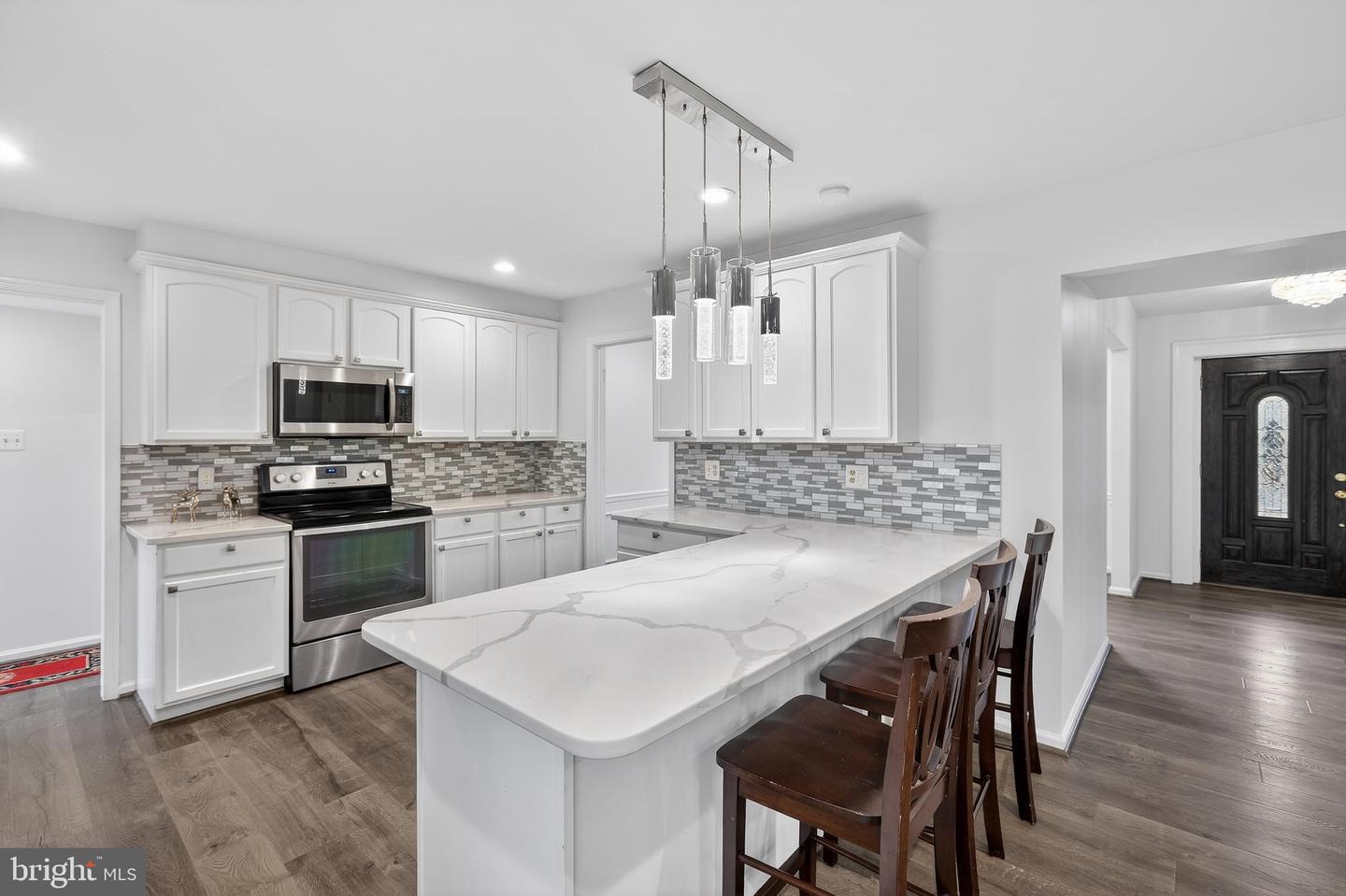 1857 HUNTER MILL RD, VIENNA, Virginia 22182, 4 Bedrooms Bedrooms, ,2 BathroomsBathrooms,Residential,For sale,1857 HUNTER MILL RD,VAFX2278606 MLS # VAFX2278606