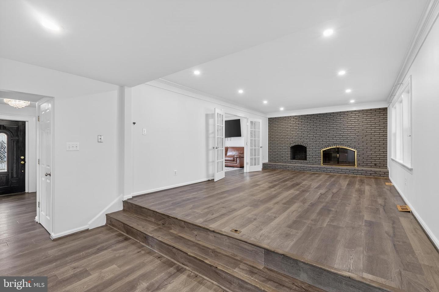 1857 HUNTER MILL RD, VIENNA, Virginia 22182, 4 Bedrooms Bedrooms, ,2 BathroomsBathrooms,Residential,For sale,1857 HUNTER MILL RD,VAFX2278606 MLS # VAFX2278606