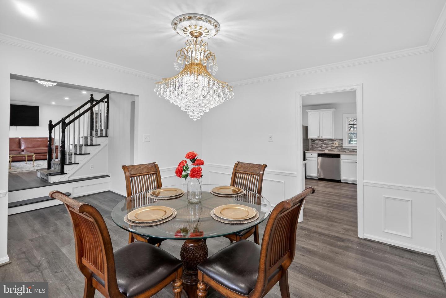 1857 HUNTER MILL RD, VIENNA, Virginia 22182, 4 Bedrooms Bedrooms, ,2 BathroomsBathrooms,Residential,For sale,1857 HUNTER MILL RD,VAFX2278606 MLS # VAFX2278606