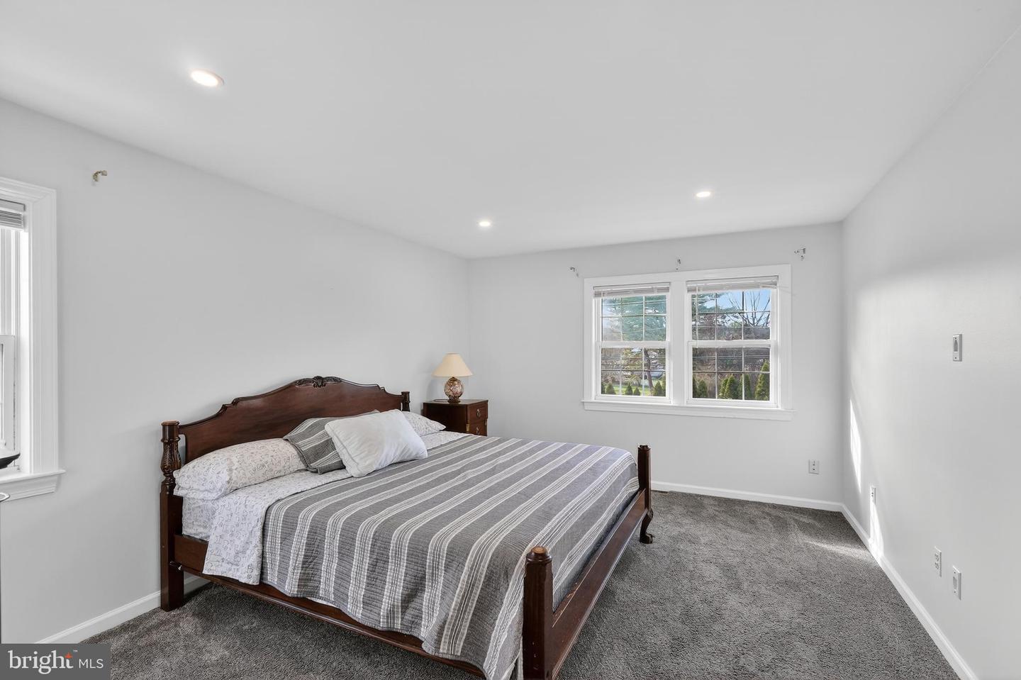 1857 HUNTER MILL RD, VIENNA, Virginia 22182, 4 Bedrooms Bedrooms, ,2 BathroomsBathrooms,Residential,For sale,1857 HUNTER MILL RD,VAFX2278606 MLS # VAFX2278606