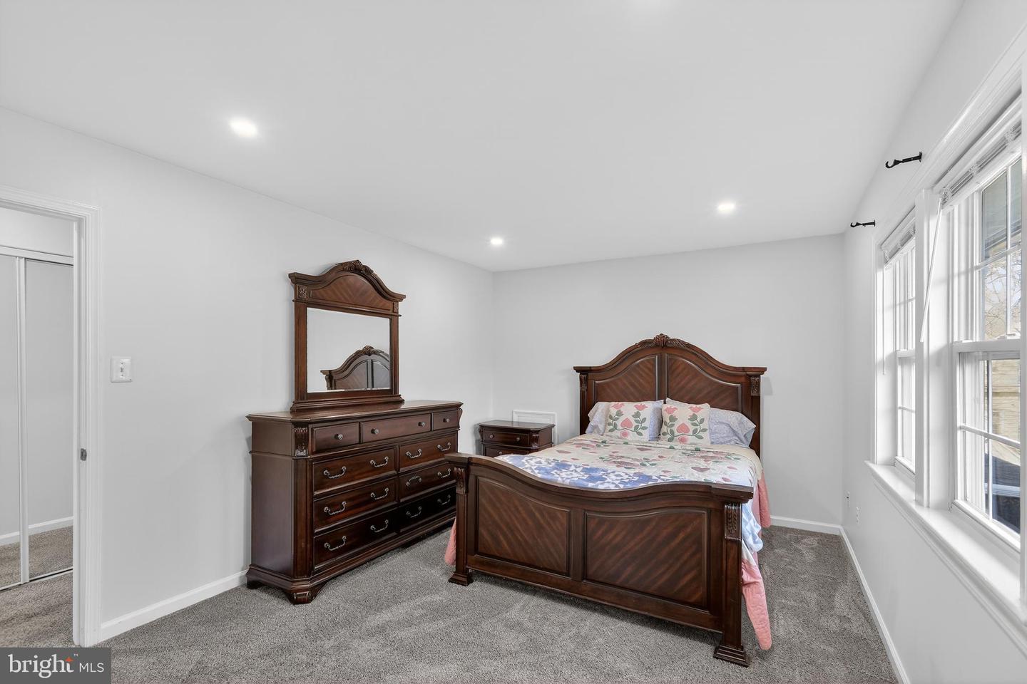 1857 HUNTER MILL RD, VIENNA, Virginia 22182, 4 Bedrooms Bedrooms, ,2 BathroomsBathrooms,Residential,For sale,1857 HUNTER MILL RD,VAFX2278606 MLS # VAFX2278606