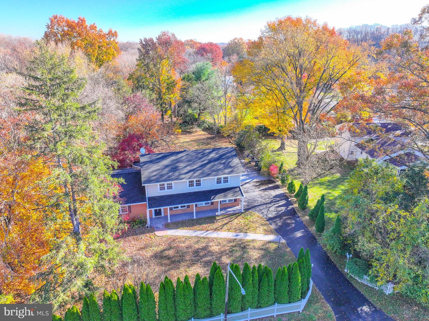 1857 HUNTER MILL RD, VIENNA, Virginia 22182, 4 Bedrooms Bedrooms, ,2 BathroomsBathrooms,Residential,For sale,1857 HUNTER MILL RD,VAFX2278606 MLS # VAFX2278606