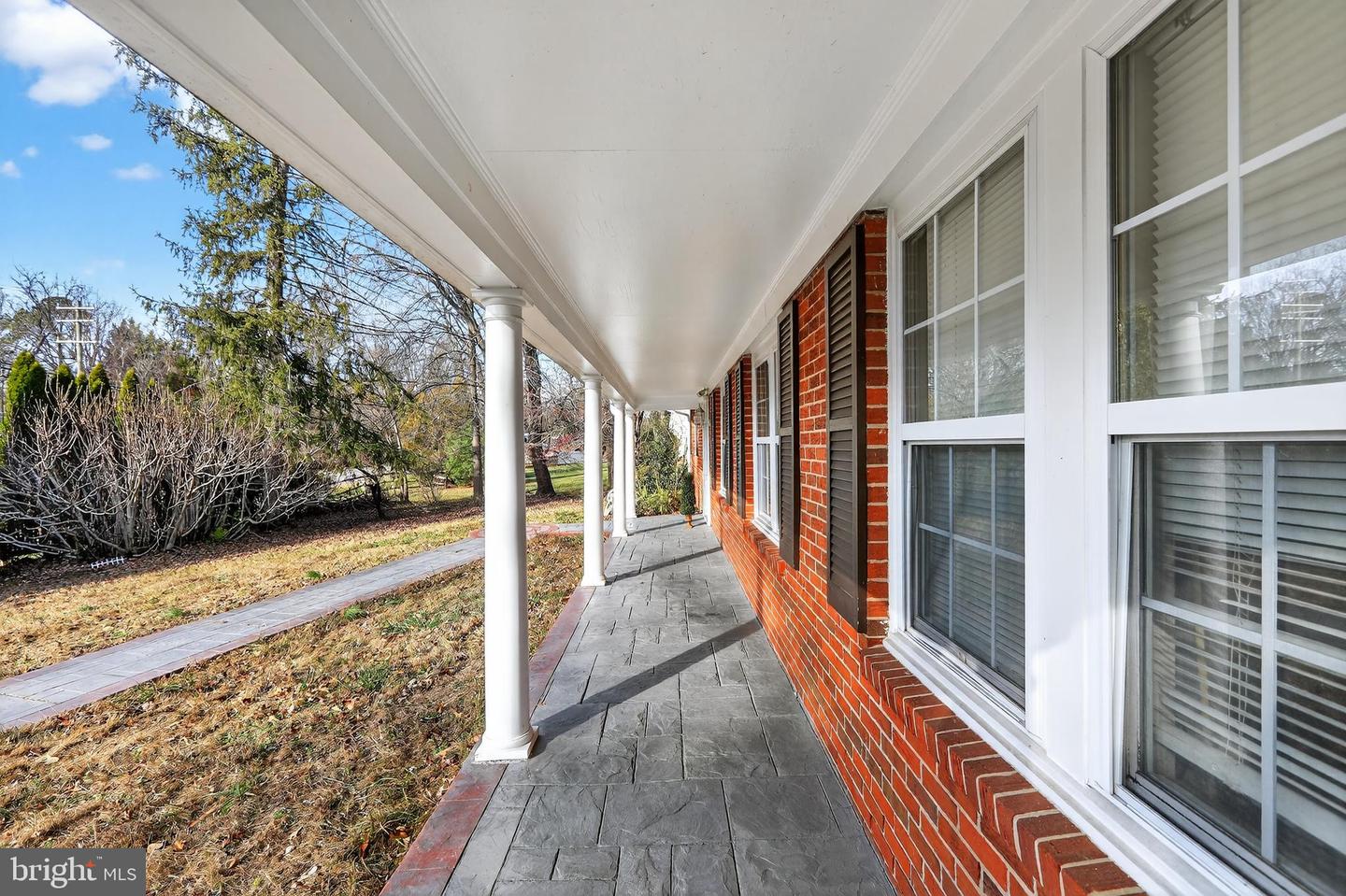 1857 HUNTER MILL RD, VIENNA, Virginia 22182, 4 Bedrooms Bedrooms, ,2 BathroomsBathrooms,Residential,For sale,1857 HUNTER MILL RD,VAFX2278606 MLS # VAFX2278606