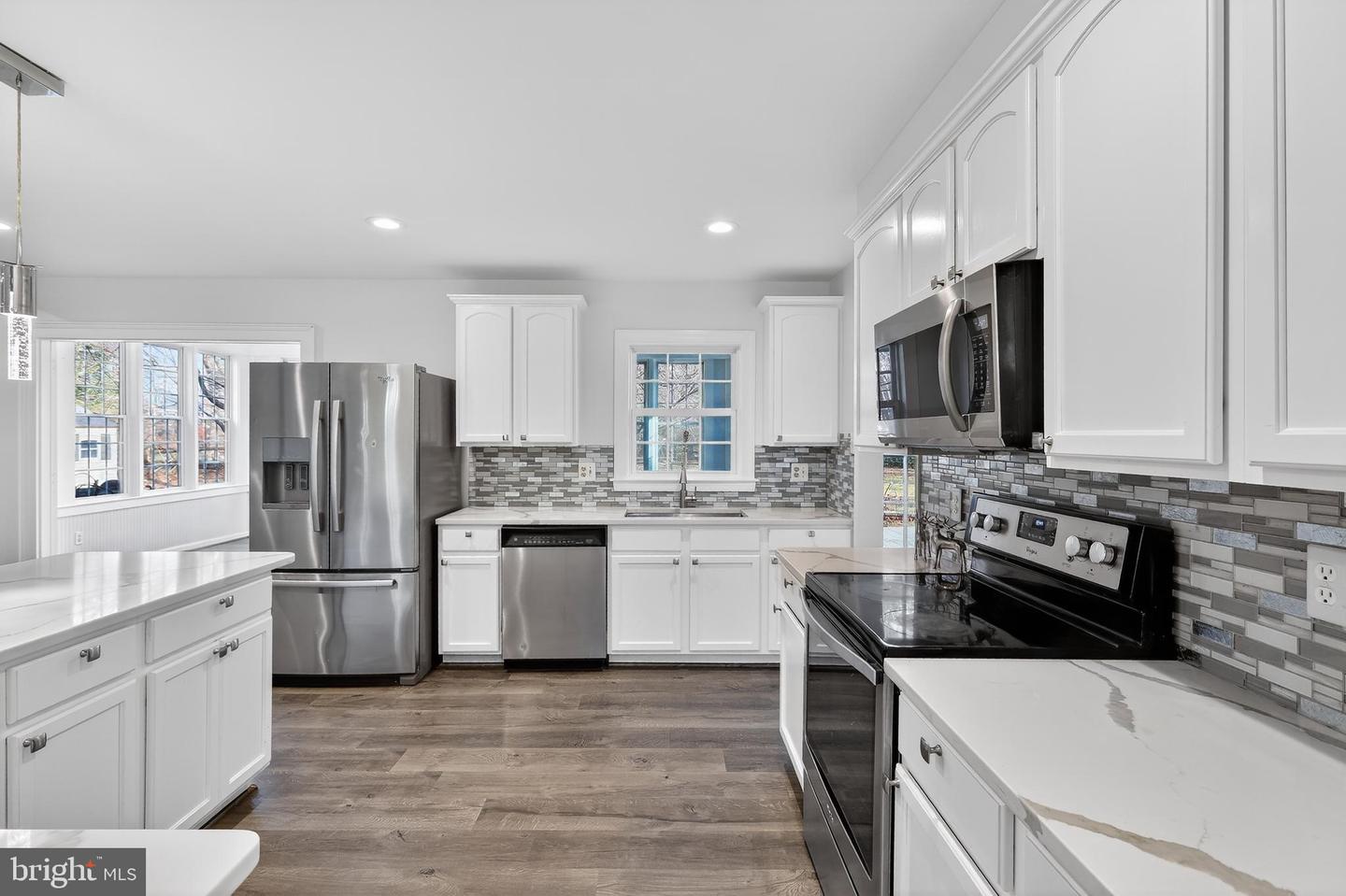 1857 HUNTER MILL RD, VIENNA, Virginia 22182, 4 Bedrooms Bedrooms, ,2 BathroomsBathrooms,Residential,For sale,1857 HUNTER MILL RD,VAFX2278606 MLS # VAFX2278606