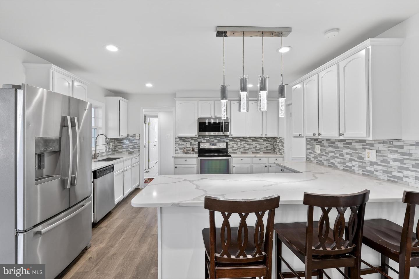 1857 HUNTER MILL RD, VIENNA, Virginia 22182, 4 Bedrooms Bedrooms, ,2 BathroomsBathrooms,Residential,For sale,1857 HUNTER MILL RD,VAFX2278606 MLS # VAFX2278606