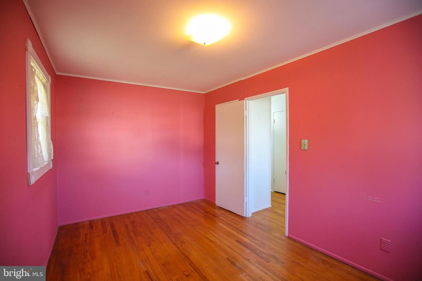 8815 JANDELL RD, LORTON, Virginia 22079, 3 Bedrooms Bedrooms, ,2 BathroomsBathrooms,Residential,For sale,8815 JANDELL RD,VAFX2278910 MLS # VAFX2278910