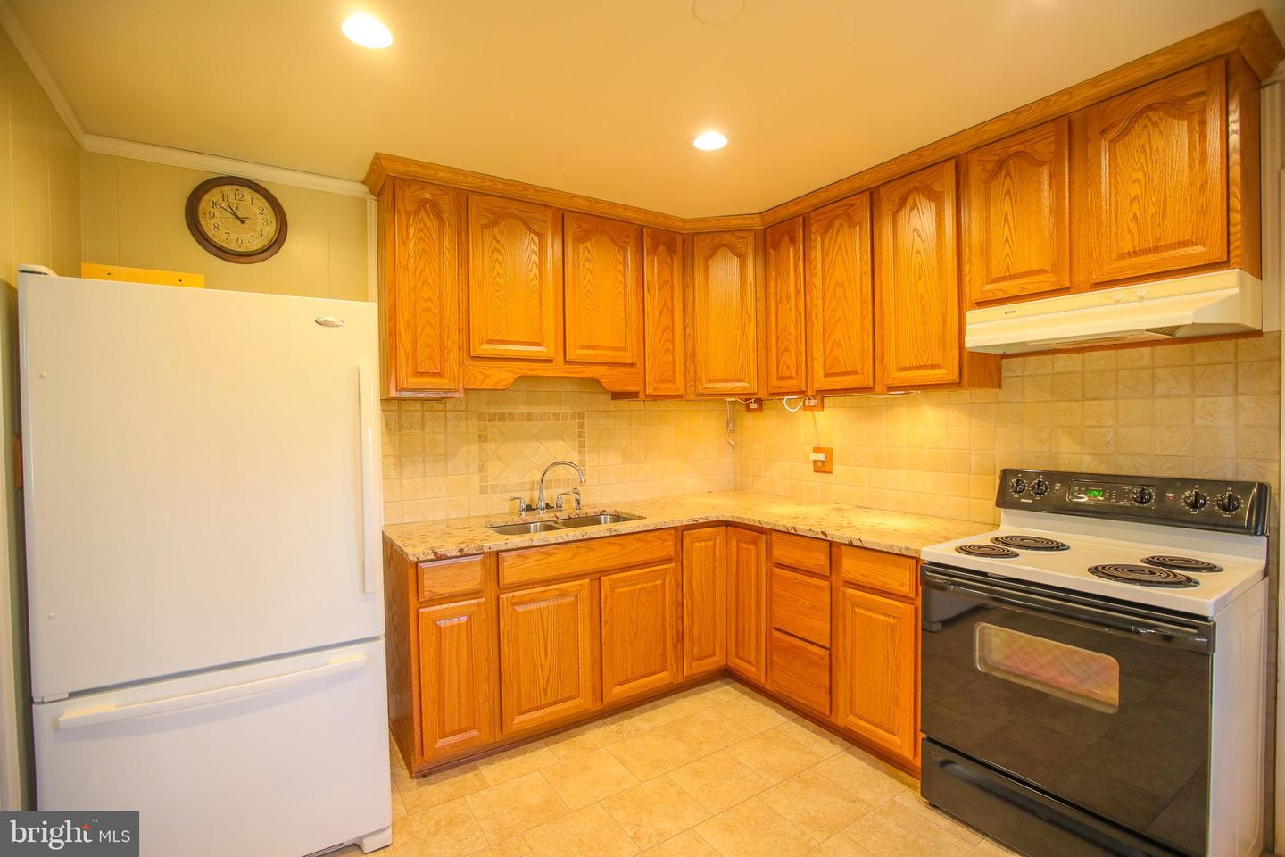 8815 JANDELL RD, LORTON, Virginia 22079, 3 Bedrooms Bedrooms, ,2 BathroomsBathrooms,Residential,For sale,8815 JANDELL RD,VAFX2278910 MLS # VAFX2278910