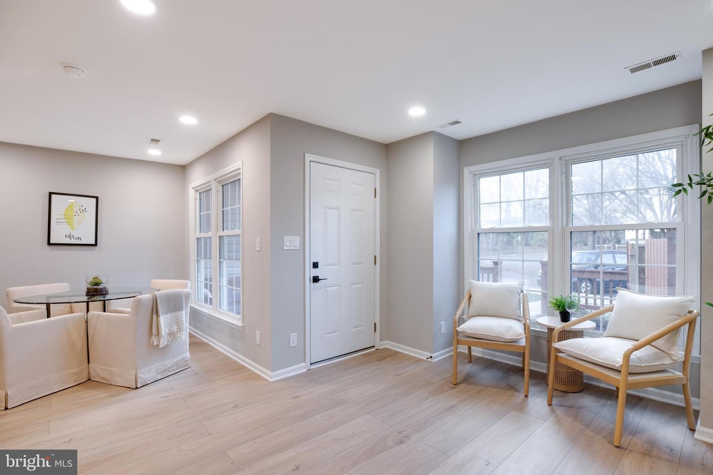 6080 DEER HILL CT, CENTREVILLE, Virginia 20121, 2 Bedrooms Bedrooms, ,1 BathroomBathrooms,Residential,For sale,6080 DEER HILL CT,VAFX2279006 MLS # VAFX2279006