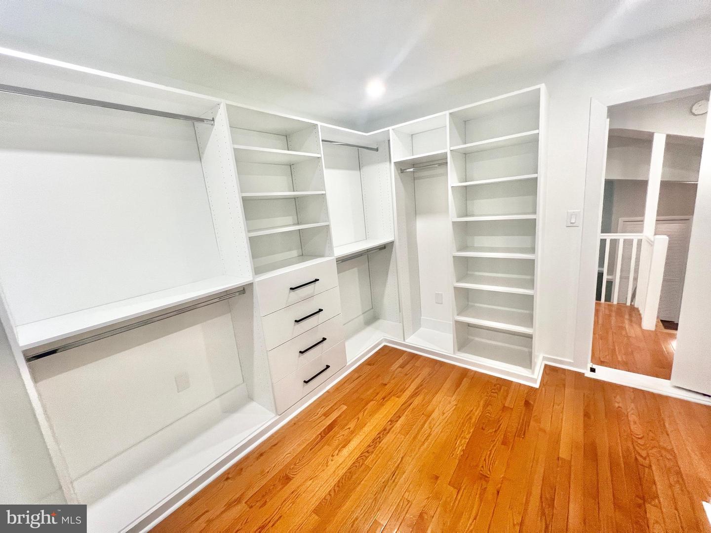 4816 DODSON DR, ANNANDALE, Virginia 22003, 4 Bedrooms Bedrooms, ,4 BathroomsBathrooms,Residential,For sale,4816 DODSON DR,VAFX2279078 MLS # VAFX2279078 4816 DODSON DR, ANNANDALE, Virginia 22003, 4 Bedrooms Bedrooms, ,4 BathroomsBathrooms,Residential,For sale,4816 DODSON DR,VAFX2279078 MLS # VAFX2279078