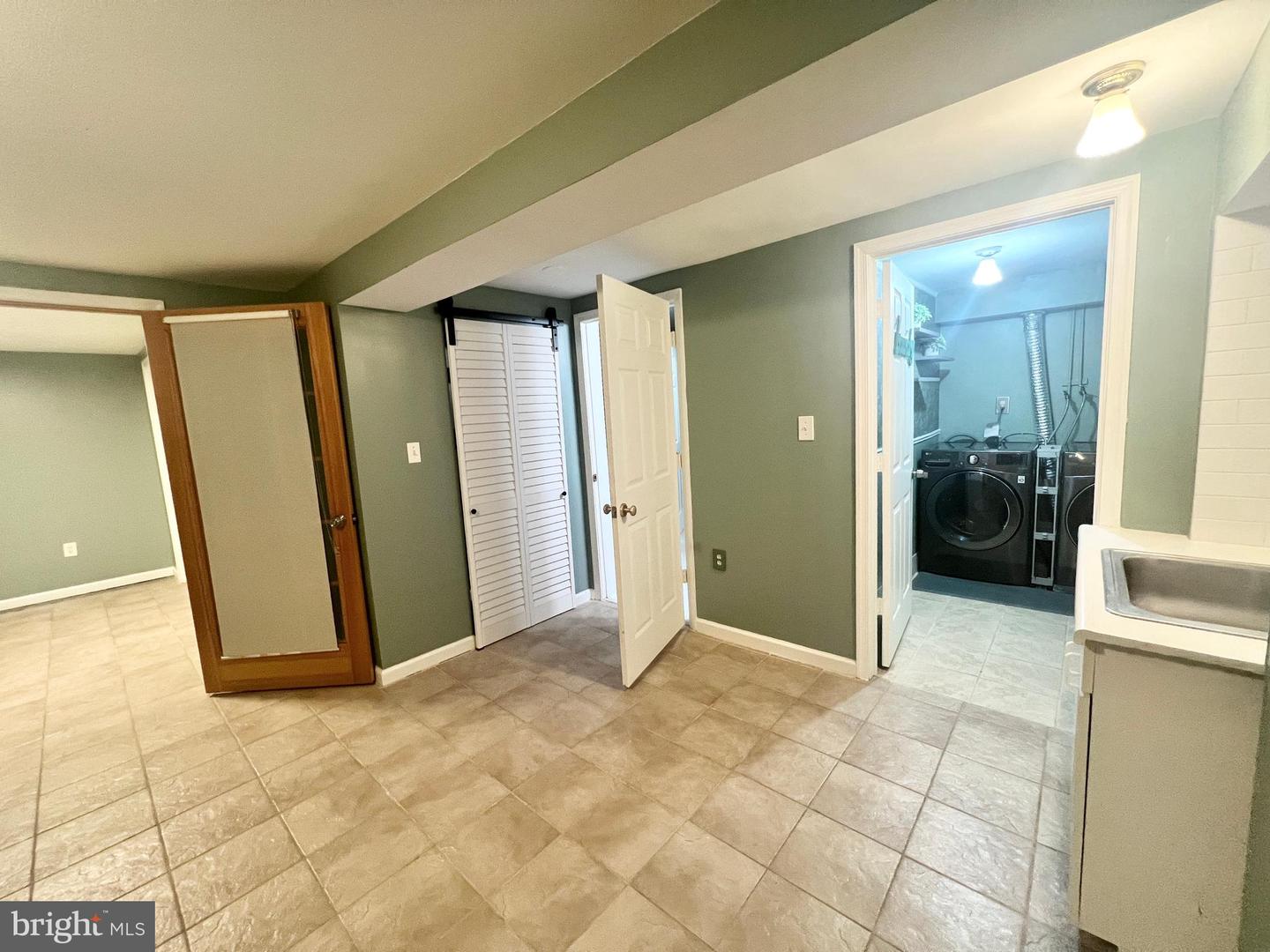 4816 DODSON DR, ANNANDALE, Virginia 22003, 4 Bedrooms Bedrooms, ,4 BathroomsBathrooms,Residential,For sale,4816 DODSON DR,VAFX2279078 MLS # VAFX2279078 4816 DODSON DR, ANNANDALE, Virginia 22003, 4 Bedrooms Bedrooms, ,4 BathroomsBathrooms,Residential,For sale,4816 DODSON DR,VAFX2279078 MLS # VAFX2279078