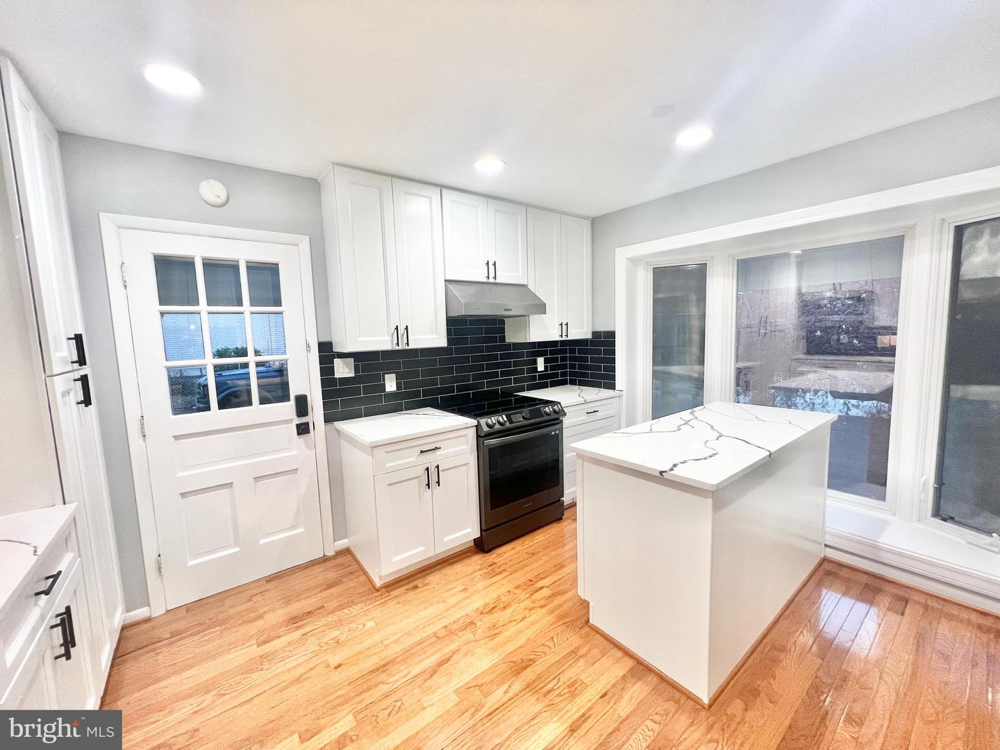 4816 DODSON DR, ANNANDALE, Virginia 22003, 4 Bedrooms Bedrooms, ,4 BathroomsBathrooms,Residential,For sale,4816 DODSON DR,VAFX2279078 MLS # VAFX2279078 4816 DODSON DR, ANNANDALE, Virginia 22003, 4 Bedrooms Bedrooms, ,4 BathroomsBathrooms,Residential,For sale,4816 DODSON DR,VAFX2279078 MLS # VAFX2279078