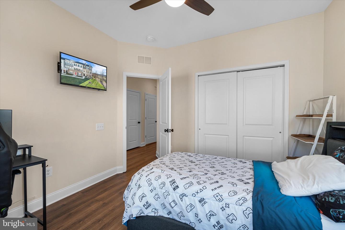 2033 ALDER LN, DUMFRIES, Virginia 22026, 3 Bedrooms Bedrooms, ,2 BathroomsBathrooms,Residential,For sale,2033 ALDER LN,VAPW2107818 MLS # VAPW2107818