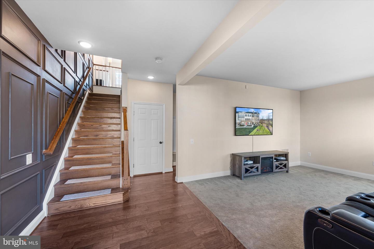 2033 ALDER LN, DUMFRIES, Virginia 22026, 3 Bedrooms Bedrooms, ,2 BathroomsBathrooms,Residential,For sale,2033 ALDER LN,VAPW2107818 MLS # VAPW2107818