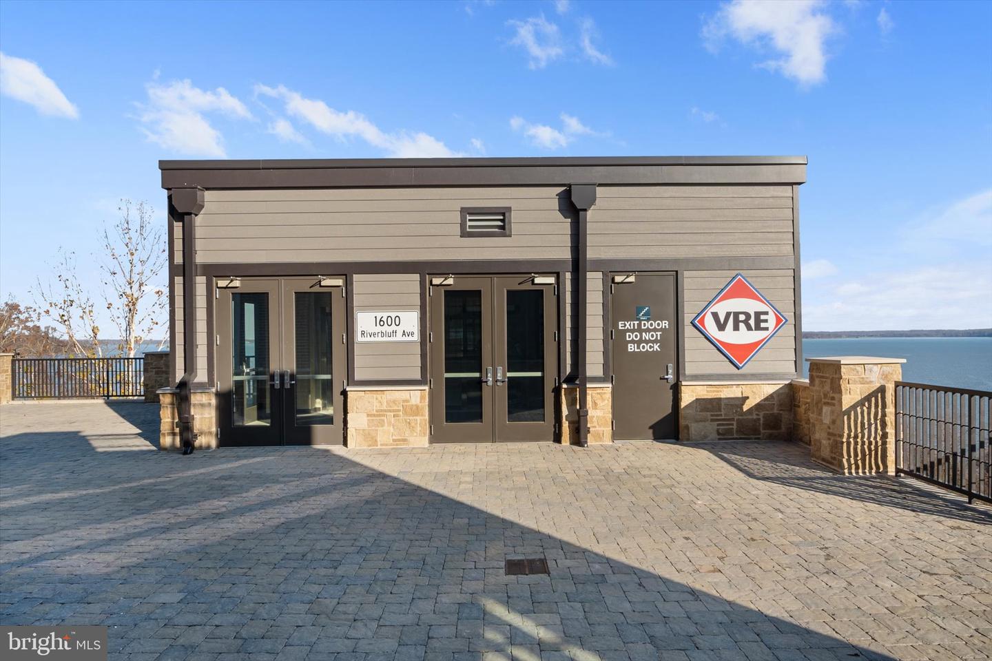 2033 ALDER LN, DUMFRIES, Virginia 22026, 3 Bedrooms Bedrooms, ,2 BathroomsBathrooms,Residential,For sale,2033 ALDER LN,VAPW2107818 MLS # VAPW2107818