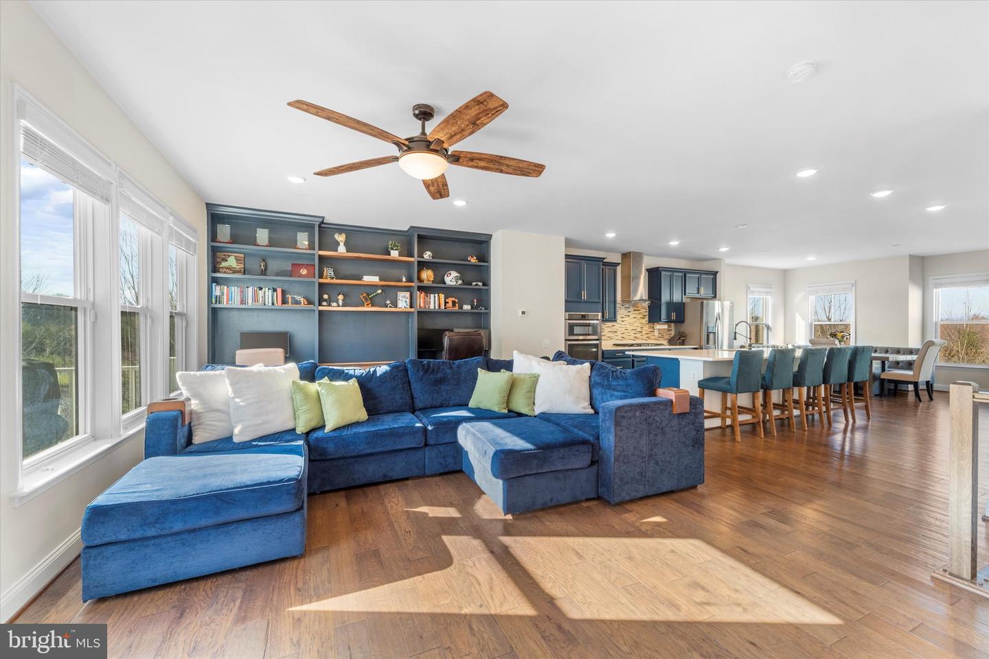 2033 ALDER LN, DUMFRIES, Virginia 22026, 3 Bedrooms Bedrooms, ,2 BathroomsBathrooms,Residential,For sale,2033 ALDER LN,VAPW2107818 MLS # VAPW2107818