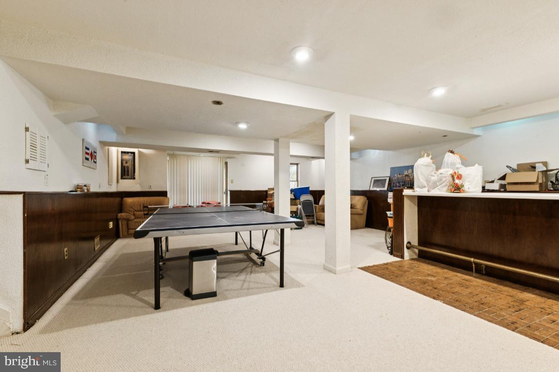 3406 LYRAC ST, OAKTON, Virginia 22124, 4 Bedrooms Bedrooms, ,3 BathroomsBathrooms,Residential,For sale,3406 LYRAC ST,VAFX2279354 MLS # VAFX2279354