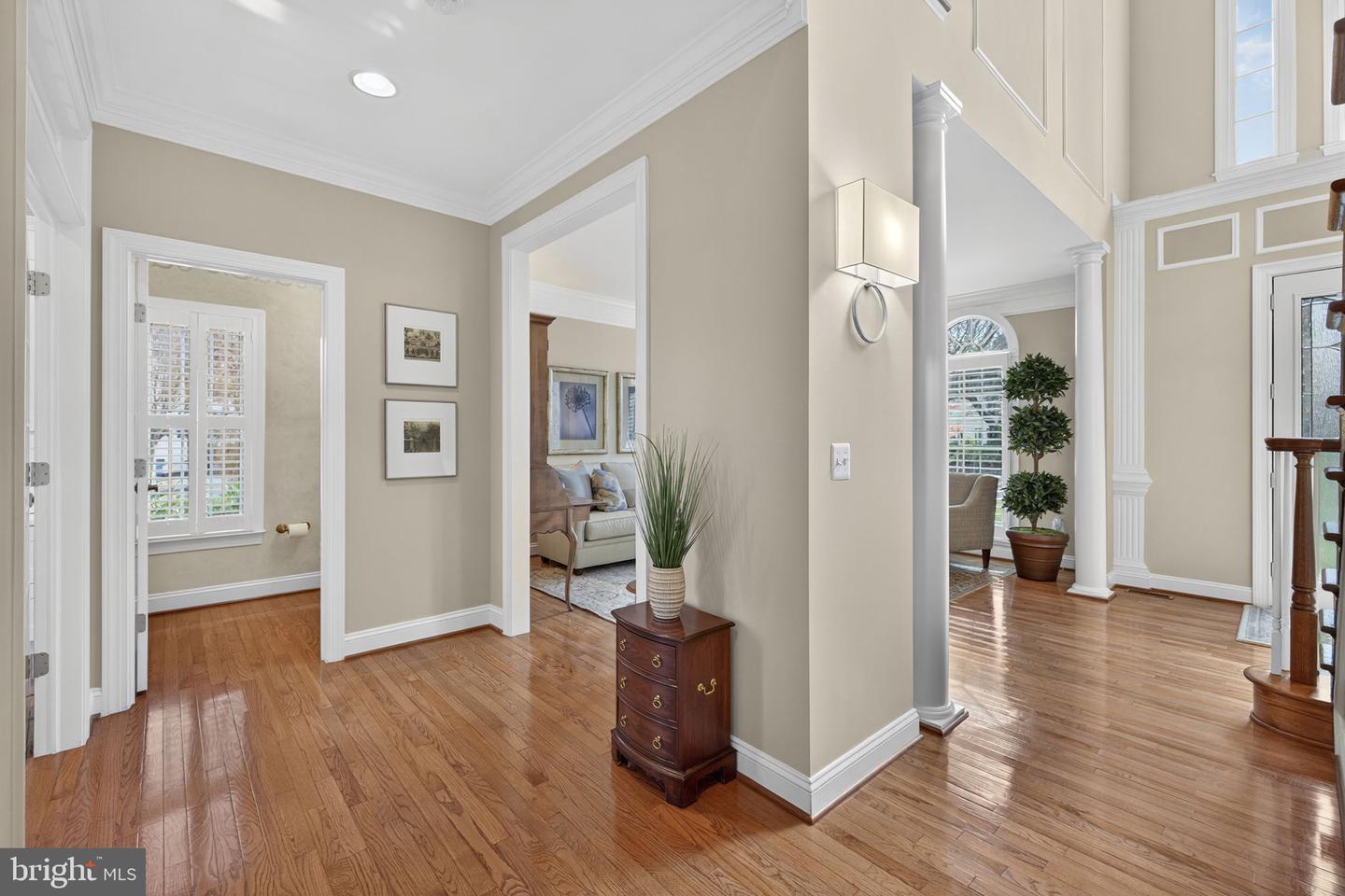 12802 HOLLY GROVE CT, FAIRFAX, Virginia 22033, 5 Bedrooms Bedrooms, ,4 BathroomsBathrooms,Residential,For sale,12802 HOLLY GROVE CT,VAFX2279516 MLS # VAFX2279516