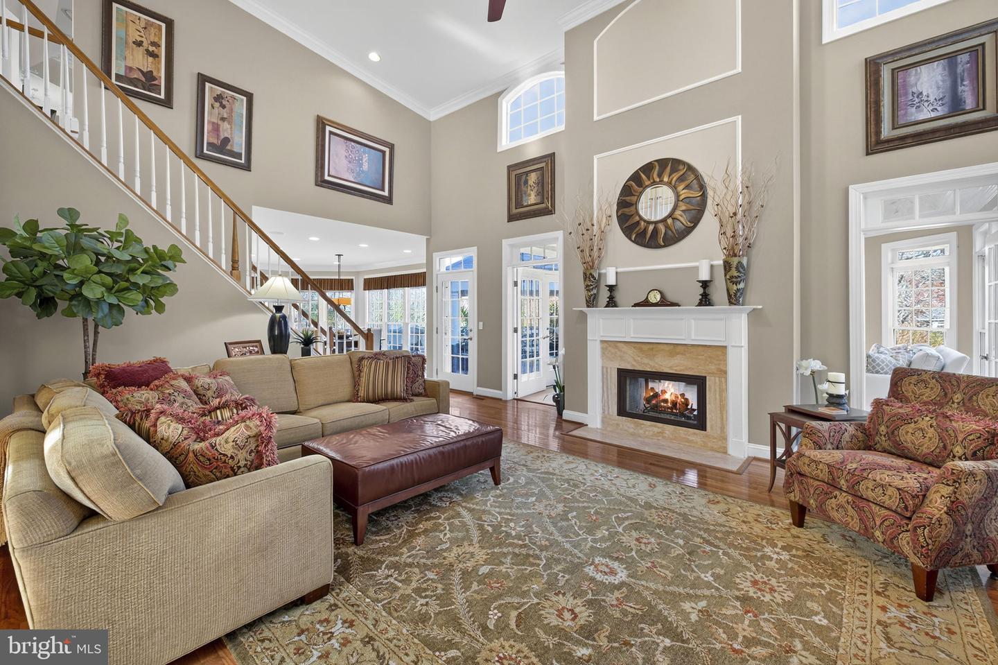 12802 HOLLY GROVE CT, FAIRFAX, Virginia 22033, 5 Bedrooms Bedrooms, ,4 BathroomsBathrooms,Residential,For sale,12802 HOLLY GROVE CT,VAFX2279516 MLS # VAFX2279516