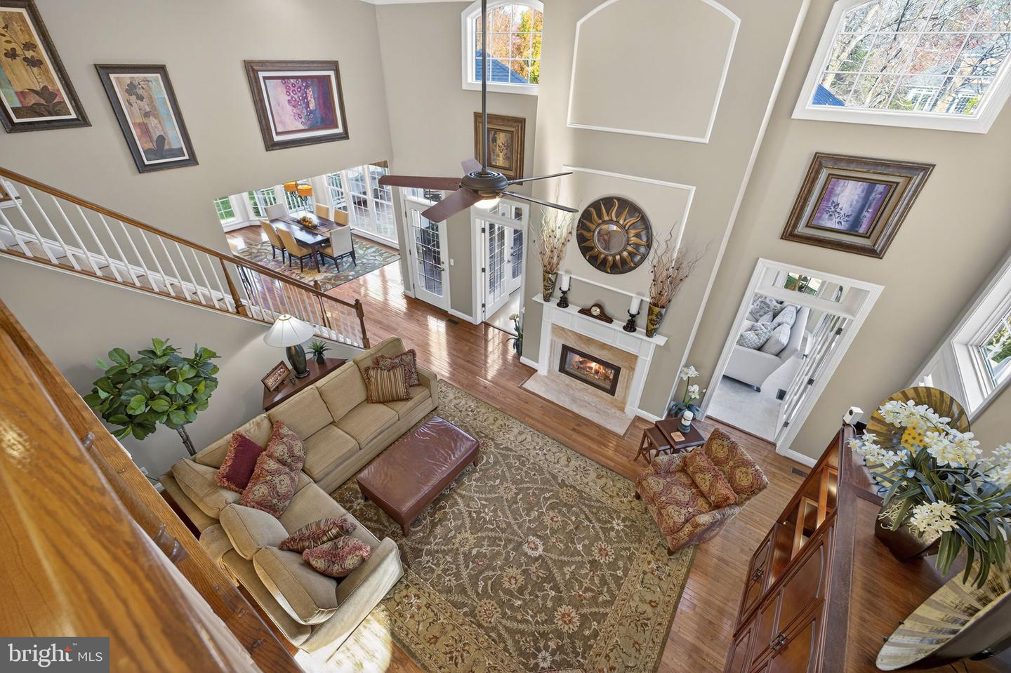 12802 HOLLY GROVE CT, FAIRFAX, Virginia 22033, 5 Bedrooms Bedrooms, ,4 BathroomsBathrooms,Residential,For sale,12802 HOLLY GROVE CT,VAFX2279516 MLS # VAFX2279516