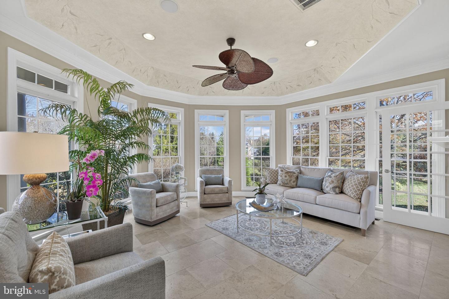 12802 HOLLY GROVE CT, FAIRFAX, Virginia 22033, 5 Bedrooms Bedrooms, ,4 BathroomsBathrooms,Residential,For sale,12802 HOLLY GROVE CT,VAFX2279516 MLS # VAFX2279516