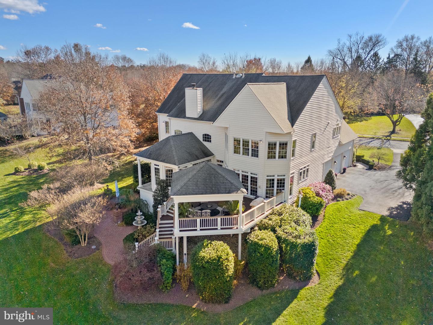 12802 HOLLY GROVE CT, FAIRFAX, Virginia 22033, 5 Bedrooms Bedrooms, ,4 BathroomsBathrooms,Residential,For sale,12802 HOLLY GROVE CT,VAFX2279516 MLS # VAFX2279516