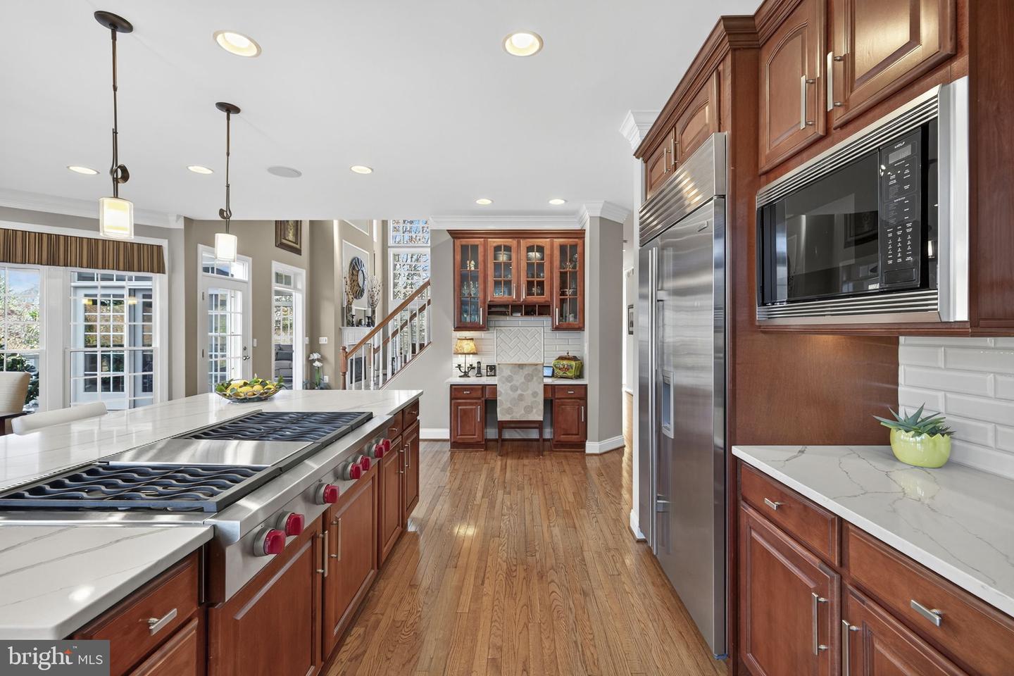 12802 HOLLY GROVE CT, FAIRFAX, Virginia 22033, 5 Bedrooms Bedrooms, ,4 BathroomsBathrooms,Residential,For sale,12802 HOLLY GROVE CT,VAFX2279516 MLS # VAFX2279516