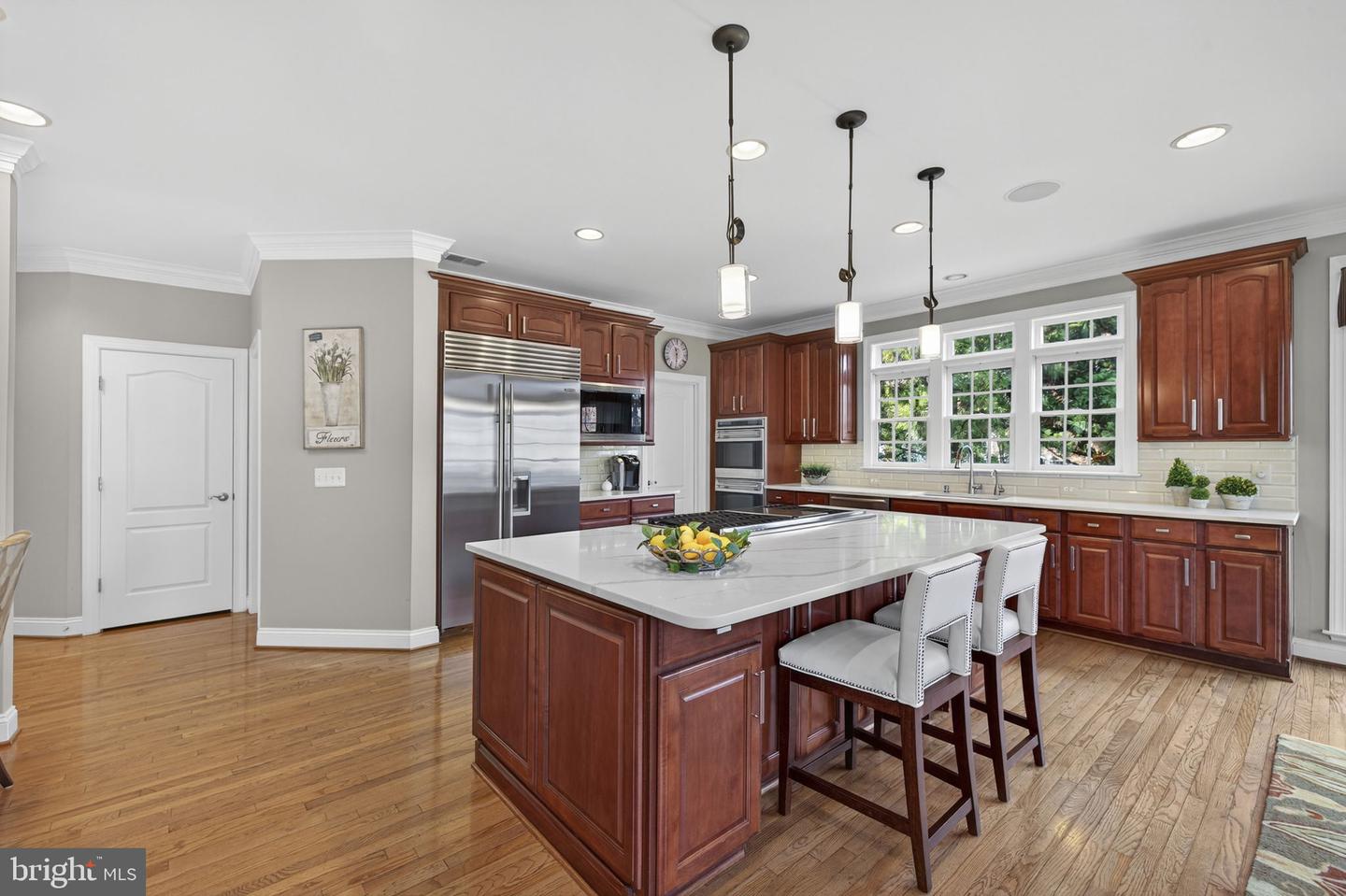 12802 HOLLY GROVE CT, FAIRFAX, Virginia 22033, 5 Bedrooms Bedrooms, ,4 BathroomsBathrooms,Residential,For sale,12802 HOLLY GROVE CT,VAFX2279516 MLS # VAFX2279516