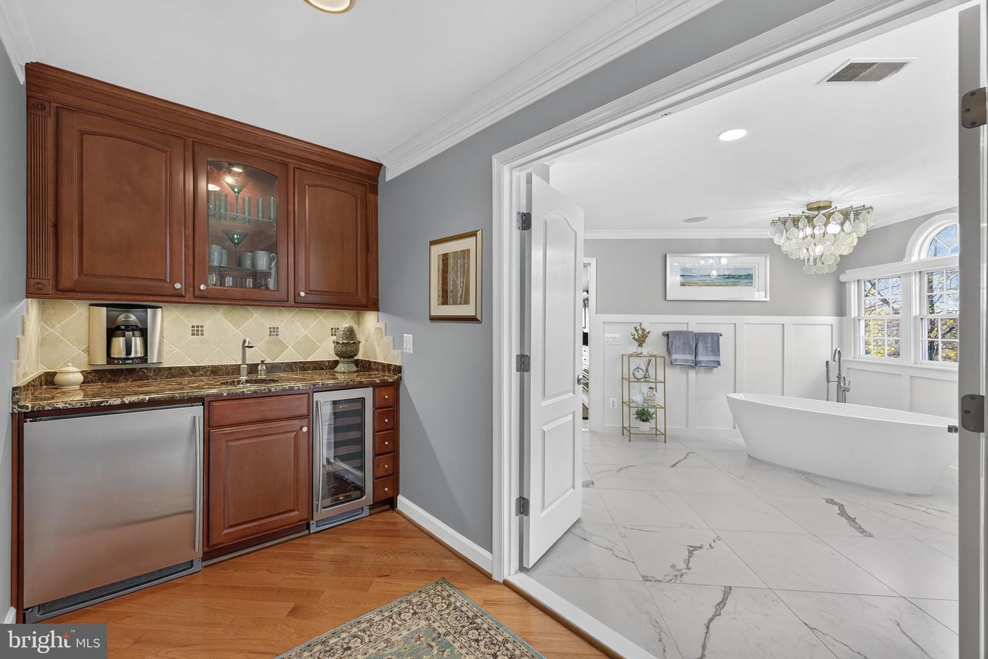 12802 HOLLY GROVE CT, FAIRFAX, Virginia 22033, 5 Bedrooms Bedrooms, ,4 BathroomsBathrooms,Residential,For sale,12802 HOLLY GROVE CT,VAFX2279516 MLS # VAFX2279516