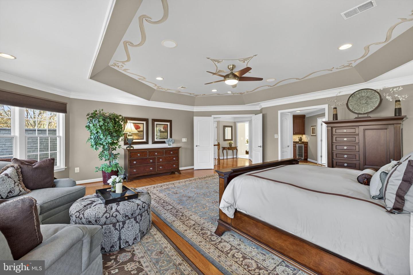 12802 HOLLY GROVE CT, FAIRFAX, Virginia 22033, 5 Bedrooms Bedrooms, ,4 BathroomsBathrooms,Residential,For sale,12802 HOLLY GROVE CT,VAFX2279516 MLS # VAFX2279516