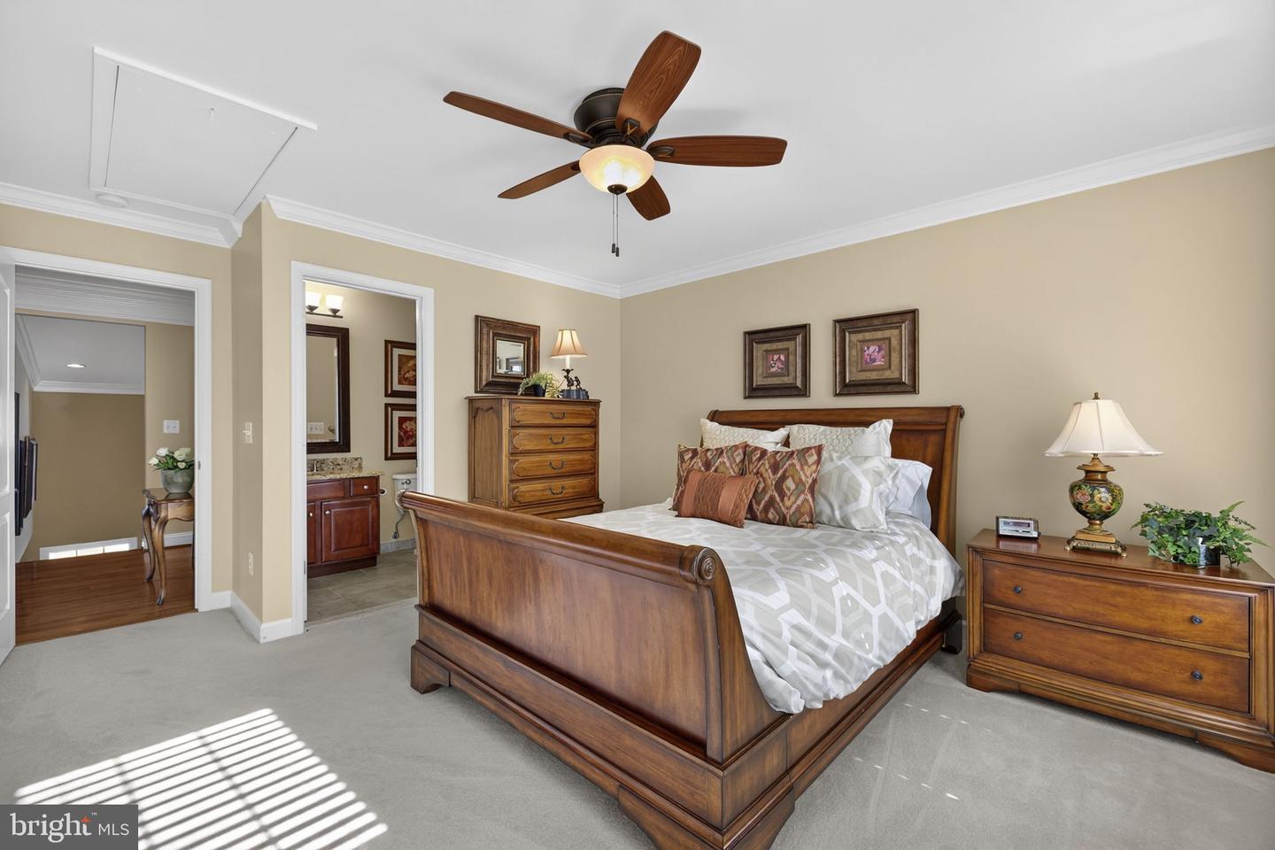 12802 HOLLY GROVE CT, FAIRFAX, Virginia 22033, 5 Bedrooms Bedrooms, ,4 BathroomsBathrooms,Residential,For sale,12802 HOLLY GROVE CT,VAFX2279516 MLS # VAFX2279516