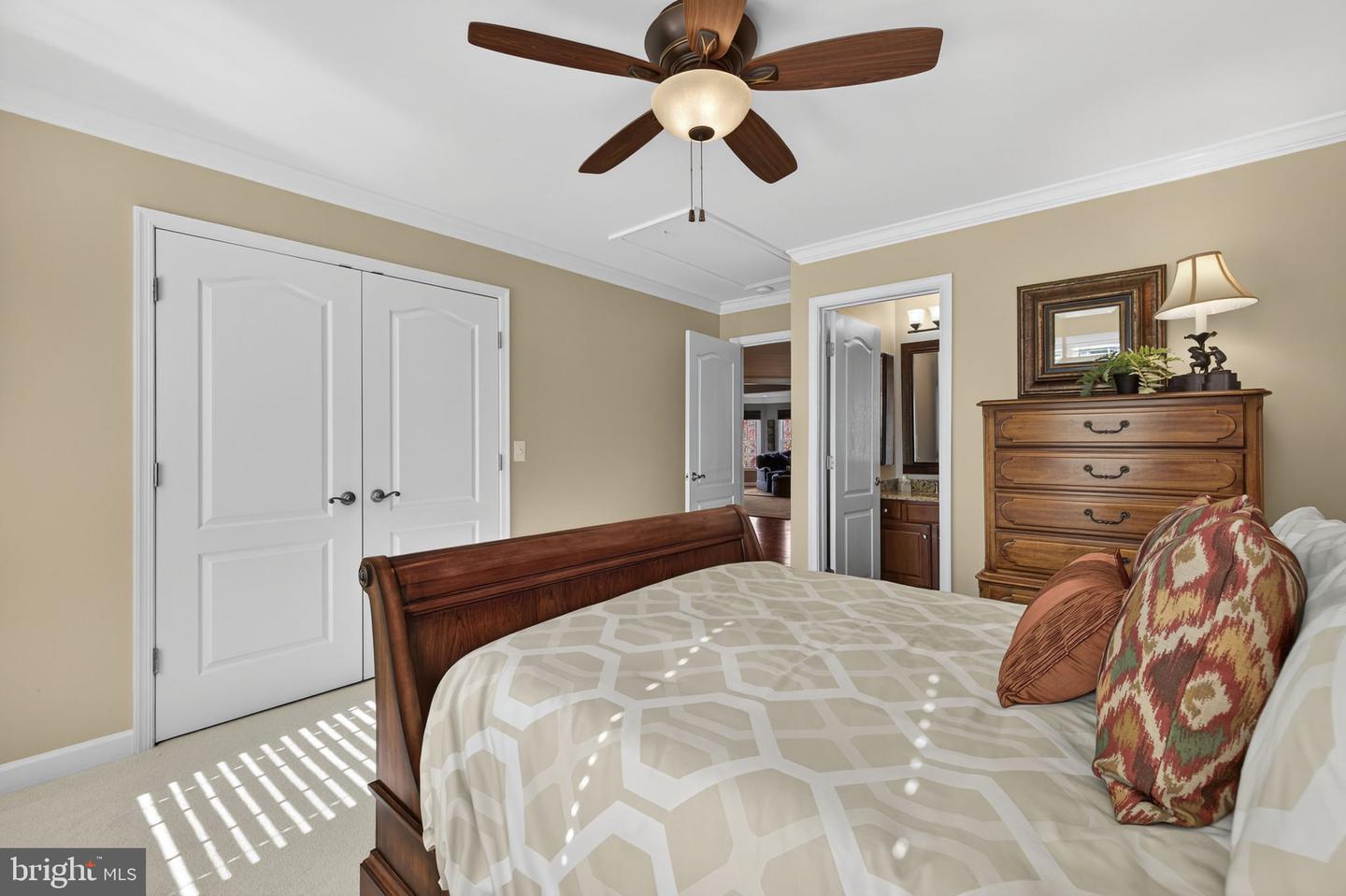 12802 HOLLY GROVE CT, FAIRFAX, Virginia 22033, 5 Bedrooms Bedrooms, ,4 BathroomsBathrooms,Residential,For sale,12802 HOLLY GROVE CT,VAFX2279516 MLS # VAFX2279516