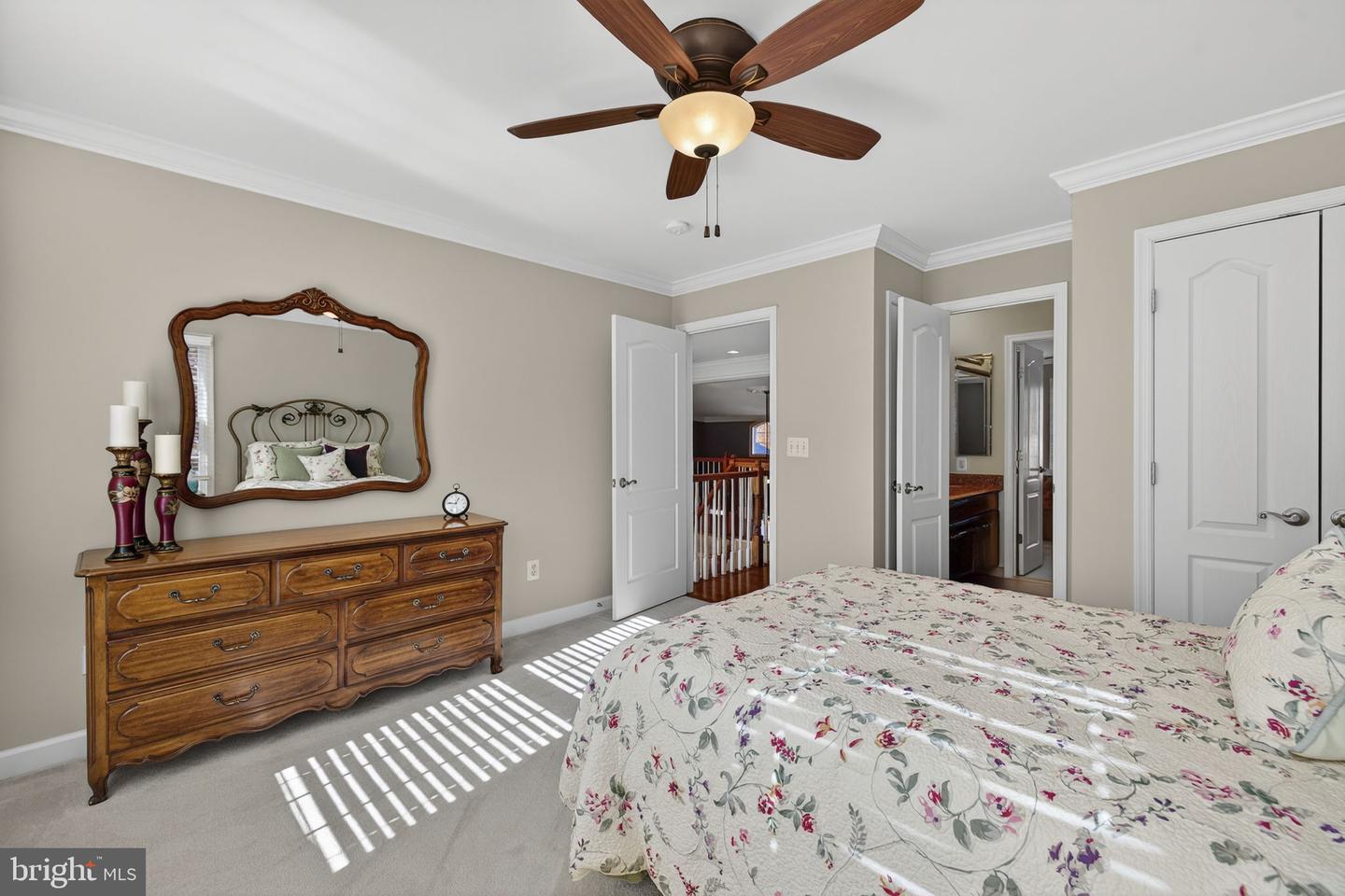 12802 HOLLY GROVE CT, FAIRFAX, Virginia 22033, 5 Bedrooms Bedrooms, ,4 BathroomsBathrooms,Residential,For sale,12802 HOLLY GROVE CT,VAFX2279516 MLS # VAFX2279516