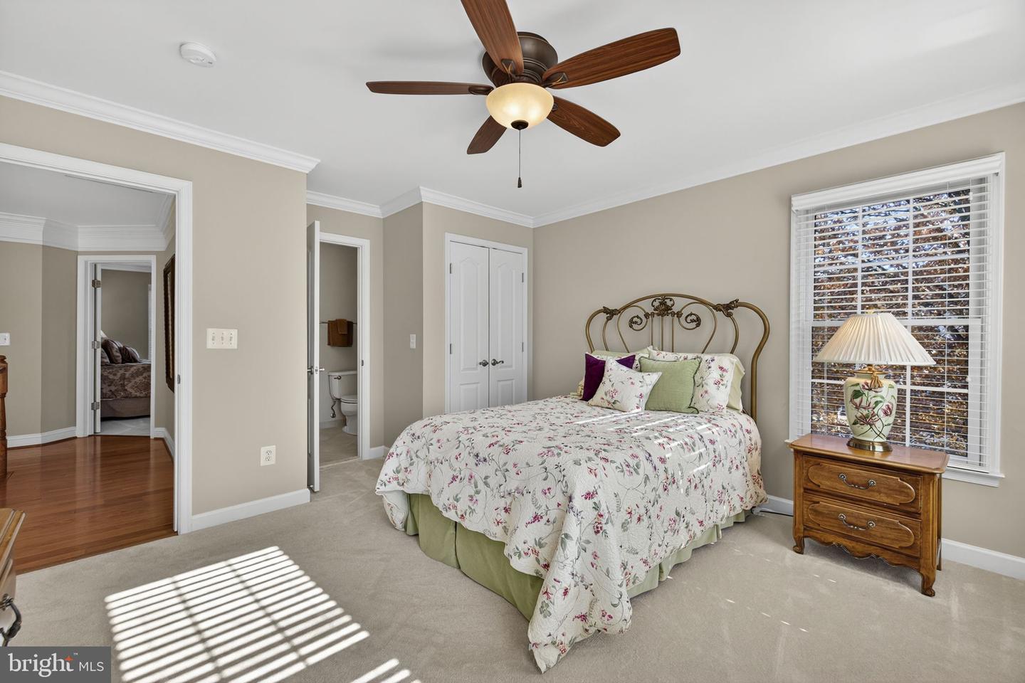 12802 HOLLY GROVE CT, FAIRFAX, Virginia 22033, 5 Bedrooms Bedrooms, ,4 BathroomsBathrooms,Residential,For sale,12802 HOLLY GROVE CT,VAFX2279516 MLS # VAFX2279516