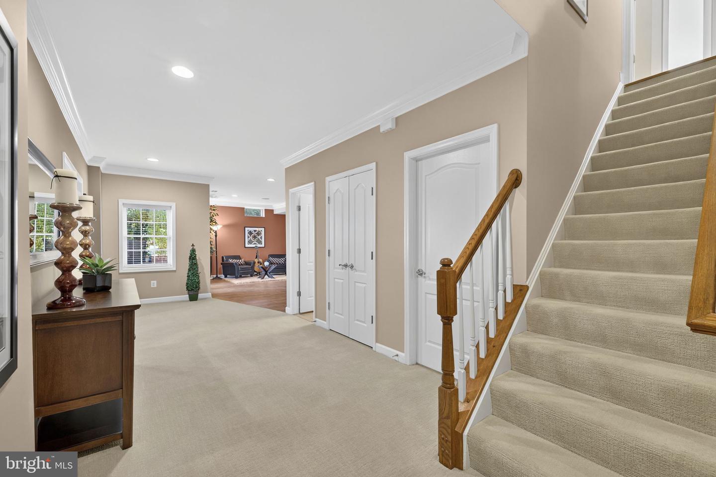 12802 HOLLY GROVE CT, FAIRFAX, Virginia 22033, 5 Bedrooms Bedrooms, ,4 BathroomsBathrooms,Residential,For sale,12802 HOLLY GROVE CT,VAFX2279516 MLS # VAFX2279516